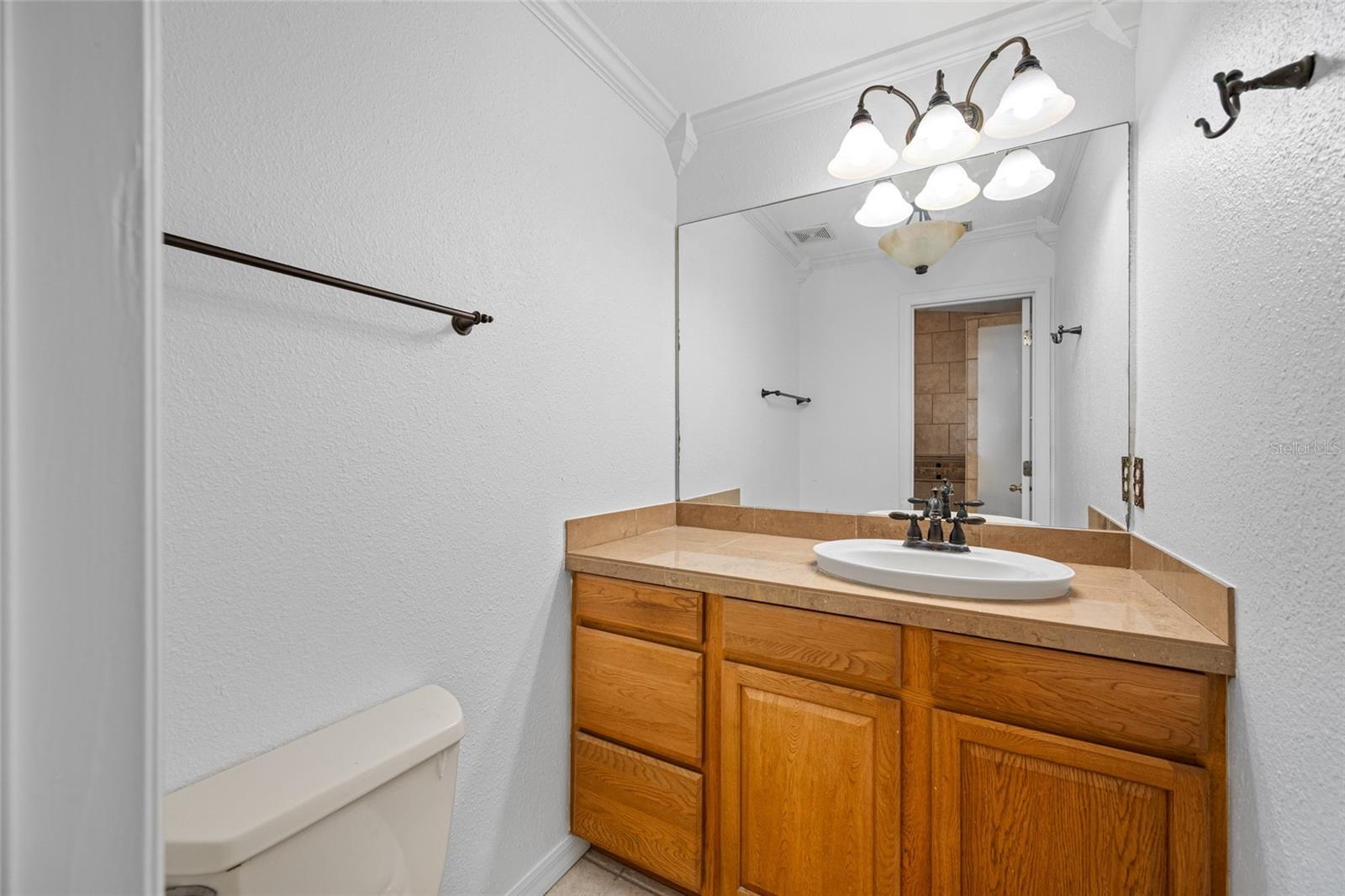 ABERDEEN PH 01 - Residential Lease