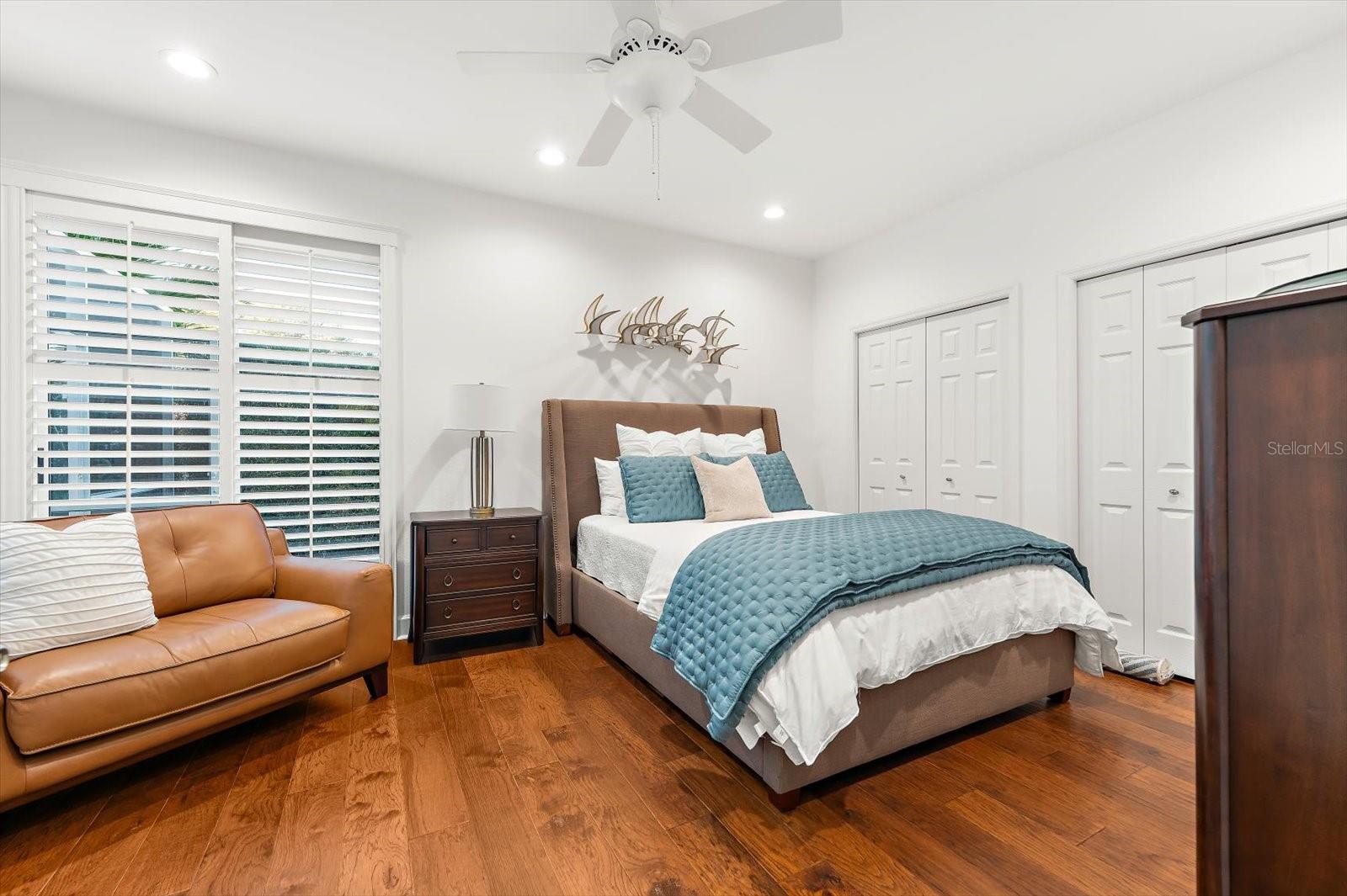 PINNACLE AT COBBS LANDING - Residential