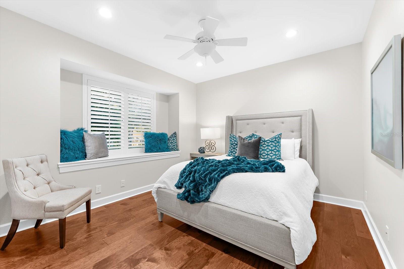 PINNACLE AT COBBS LANDING - Residential