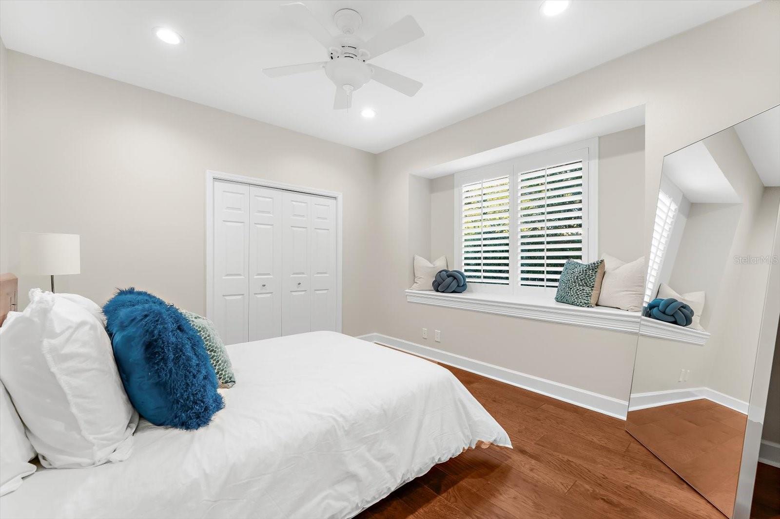 PINNACLE AT COBBS LANDING - Residential