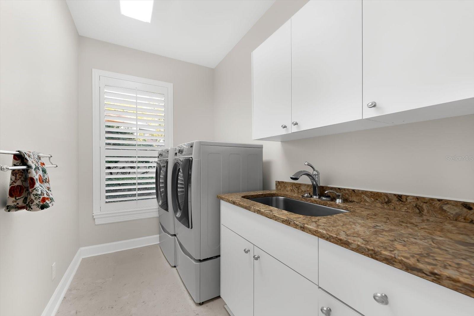 PINNACLE AT COBBS LANDING - Residential