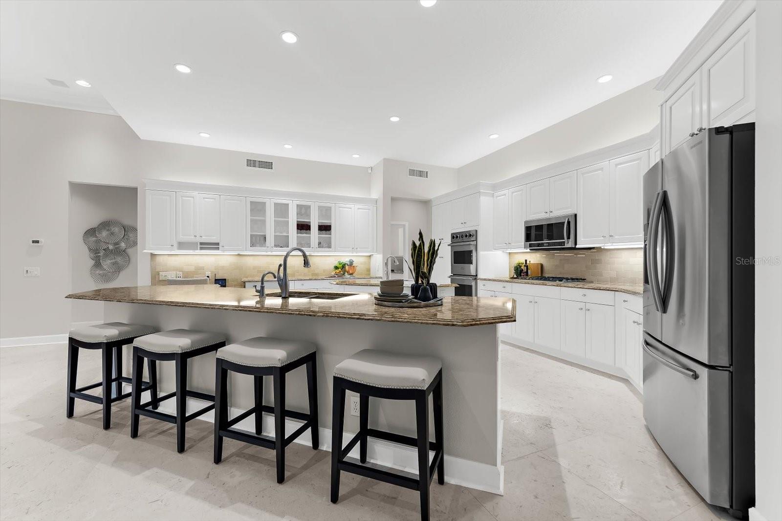 PINNACLE AT COBBS LANDING - Residential