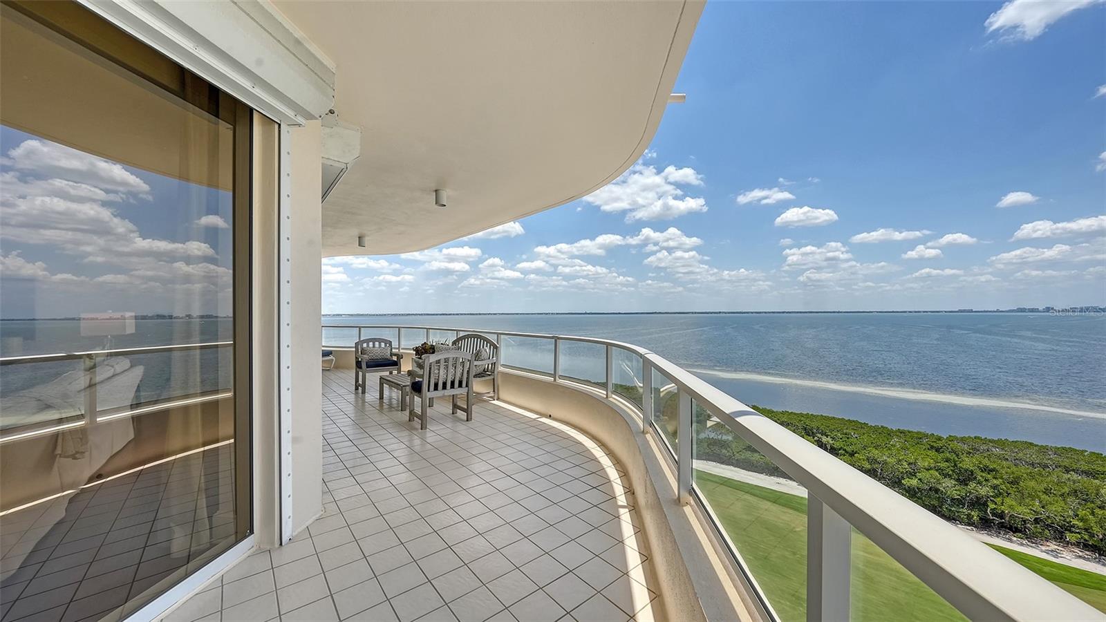 GRAND BAY 3 - Residential