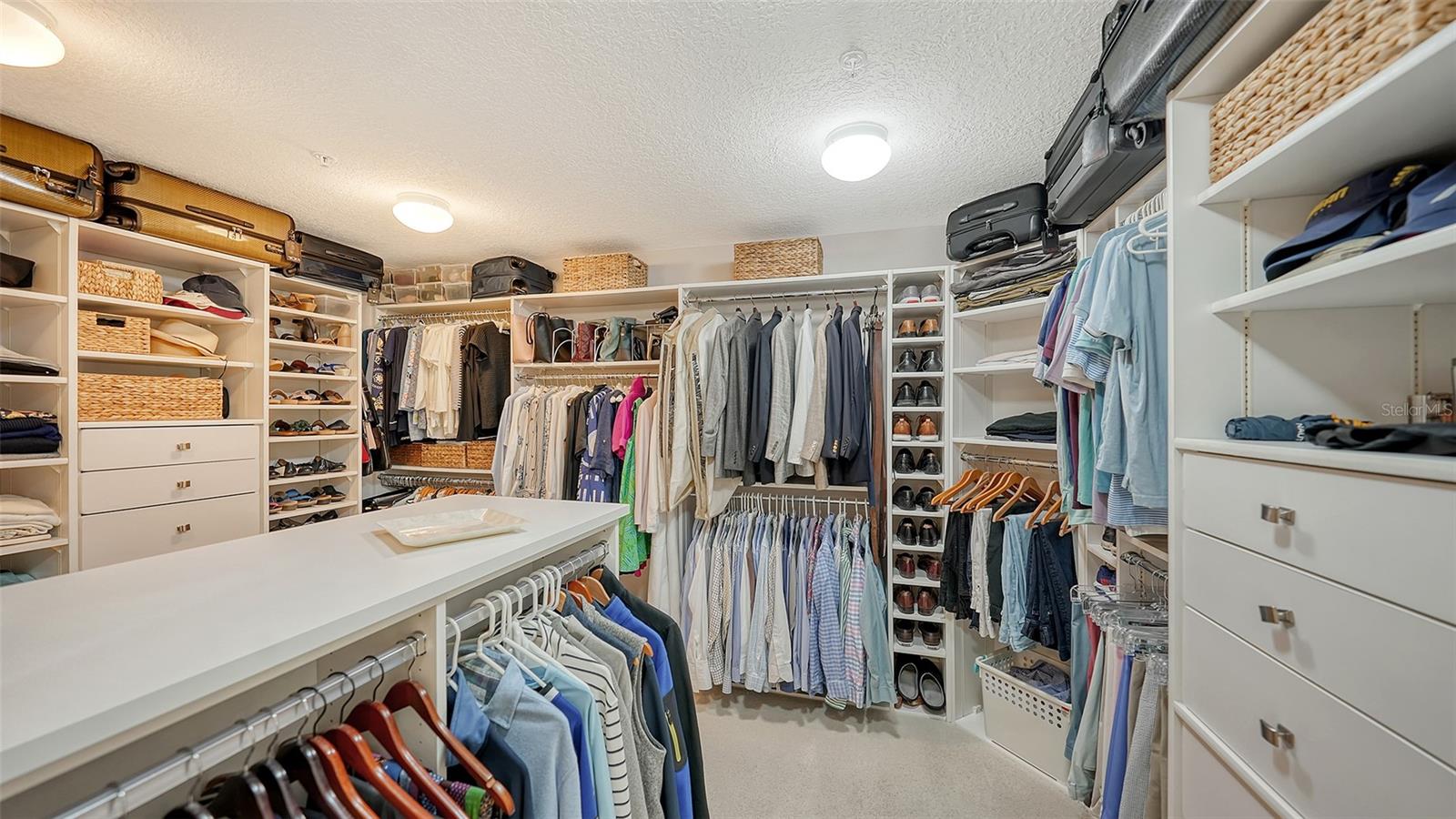 GRAND BAY 3 - Residential