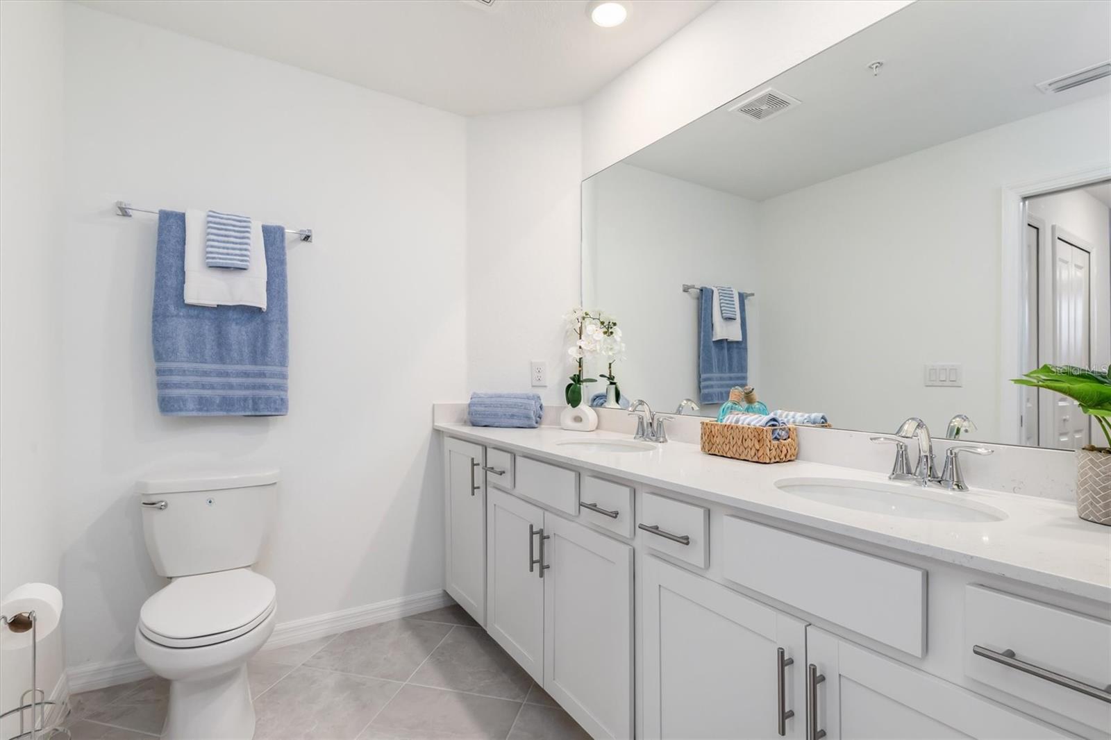 WELLEN PARK GOLF AND COUNTRY CLUB - Residential