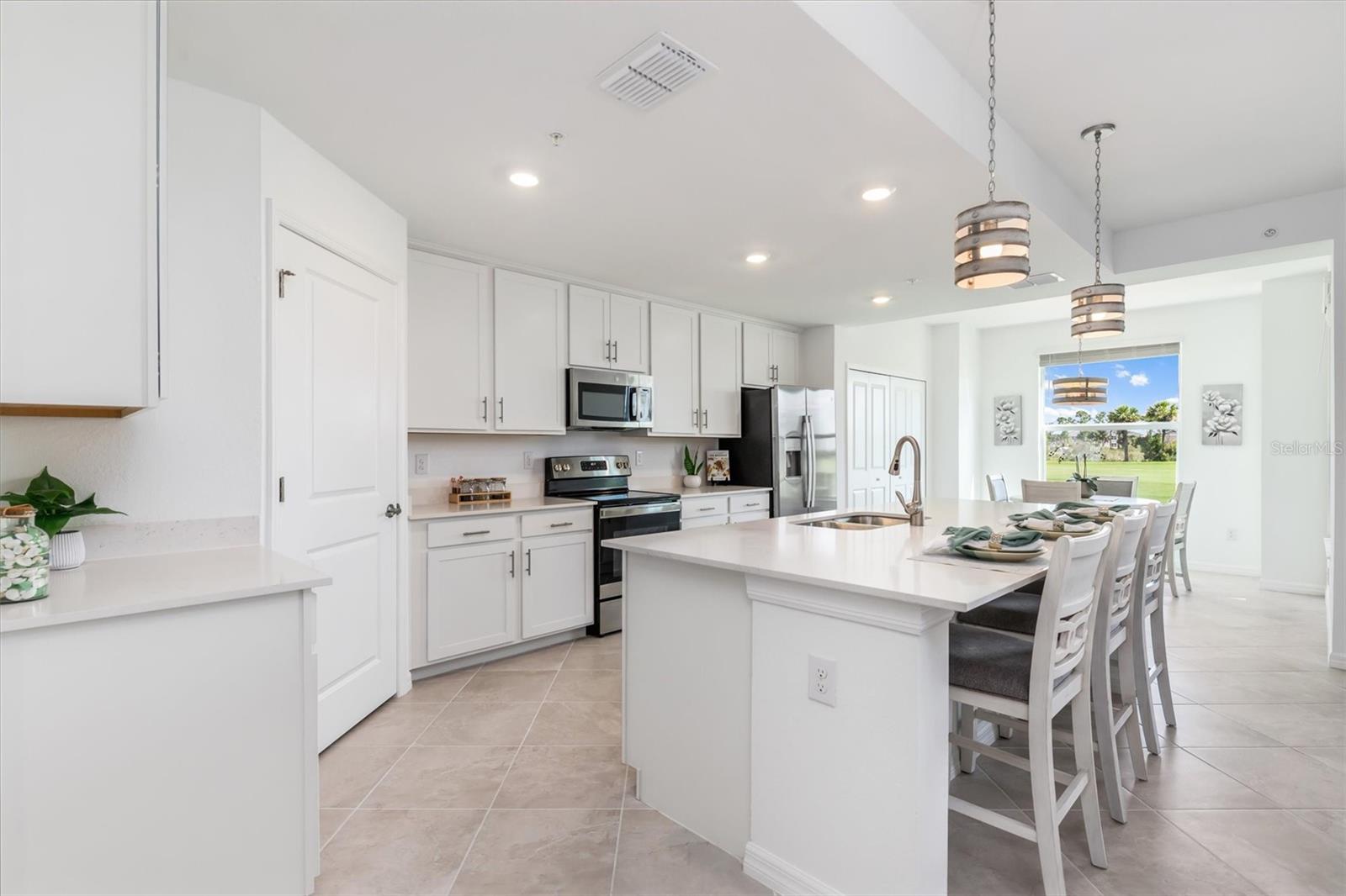 WELLEN PARK GOLF AND COUNTRY CLUB - Residential