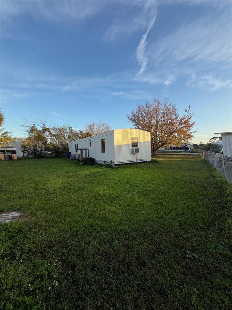 NORTH MOBILE VILLAGE - Residential