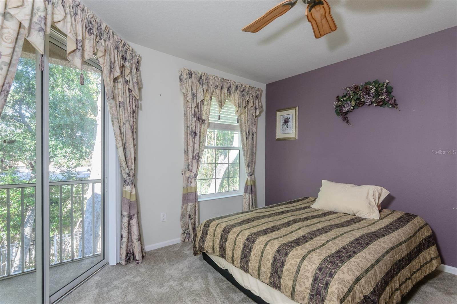 COACHMAN RESERVE CONDO - Residential