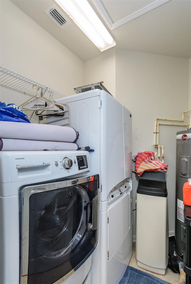 COACHMAN RESERVE CONDO - Residential