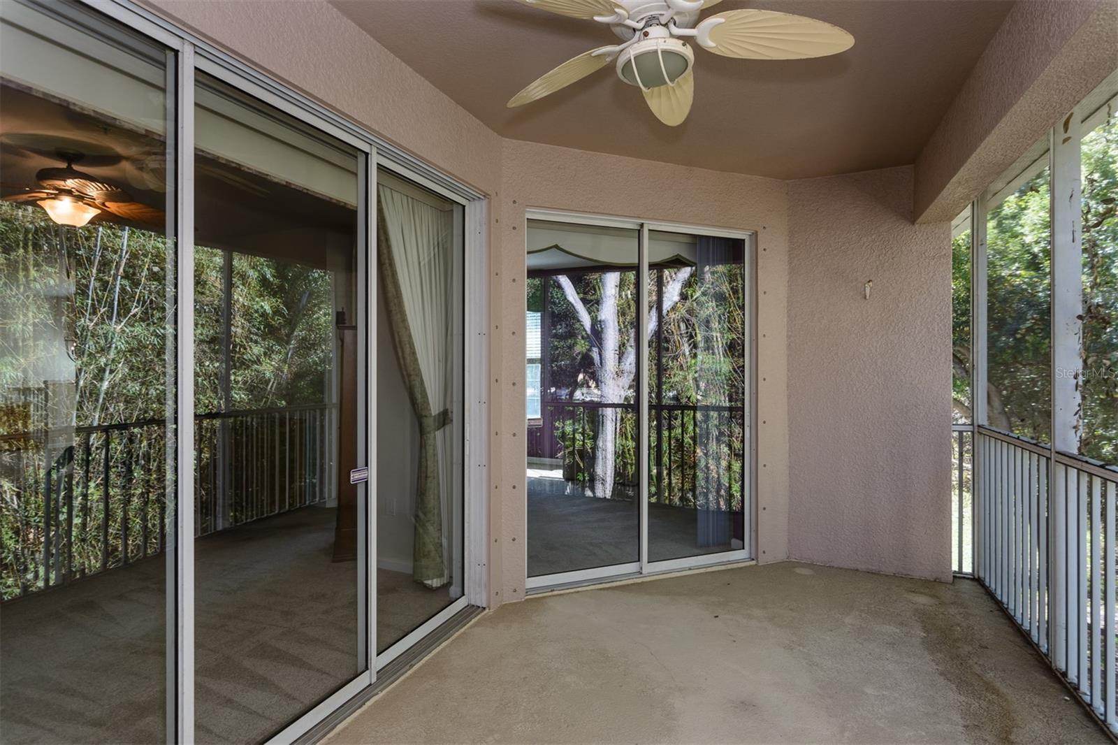 COACHMAN RESERVE CONDO - Residential