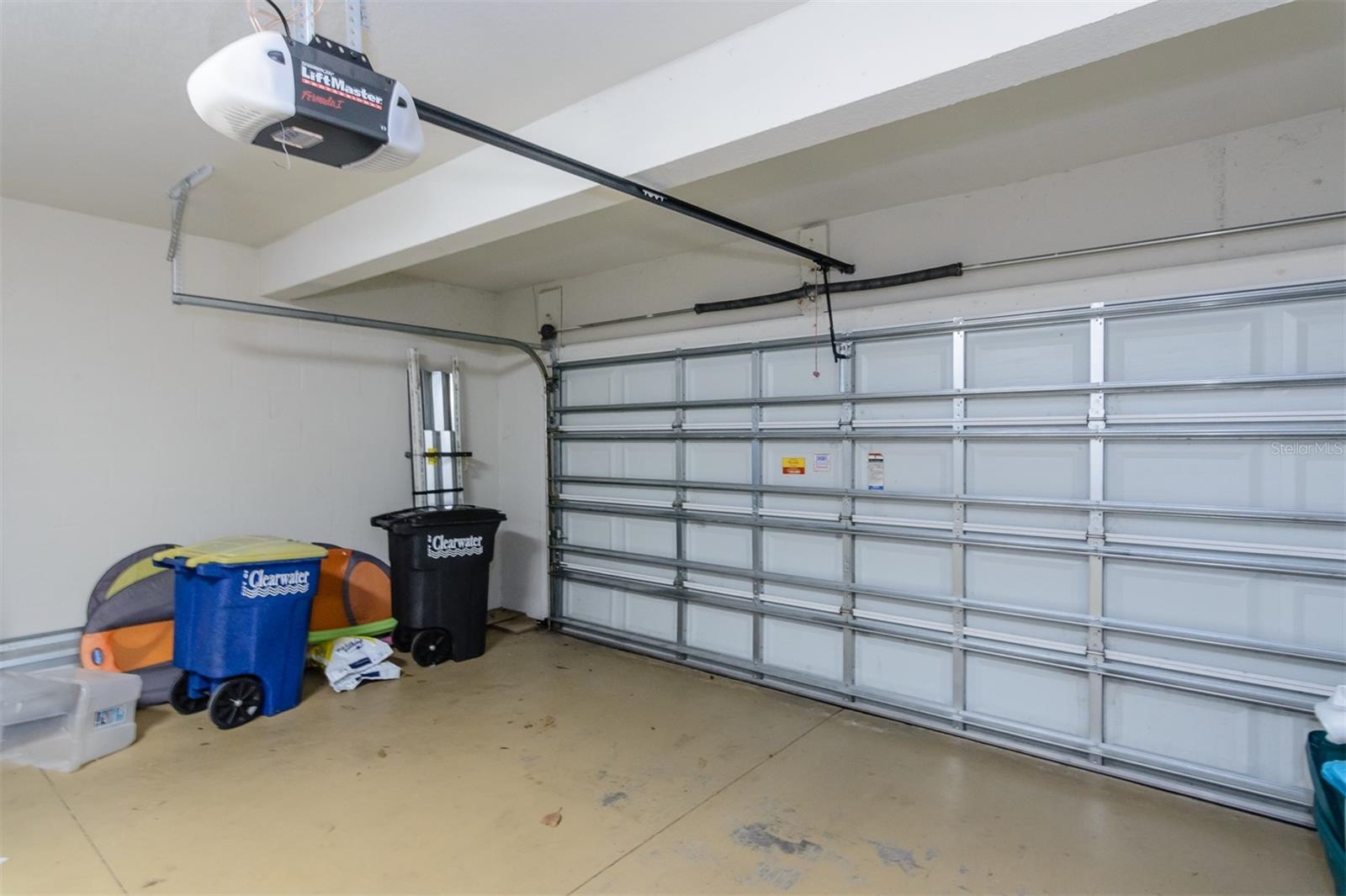 COACHMAN RESERVE CONDO - Residential