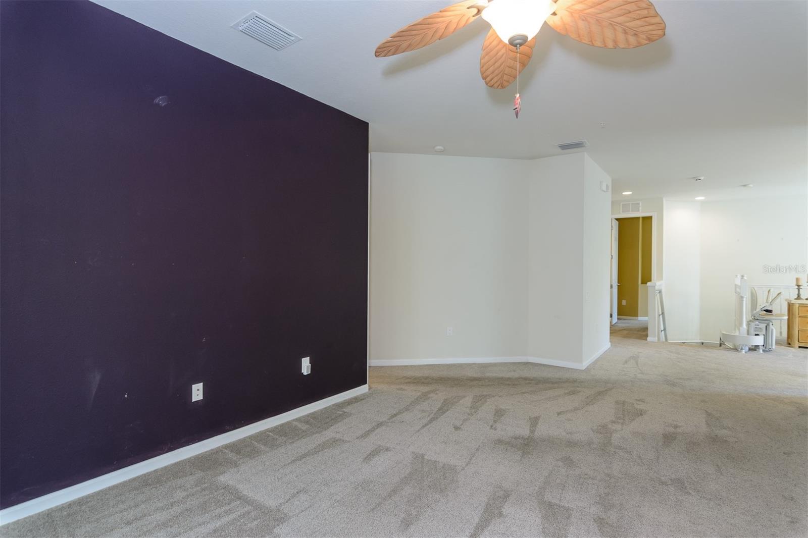COACHMAN RESERVE CONDO - Residential