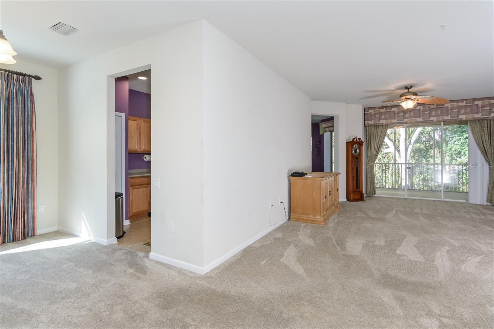 COACHMAN RESERVE CONDO - Residential
