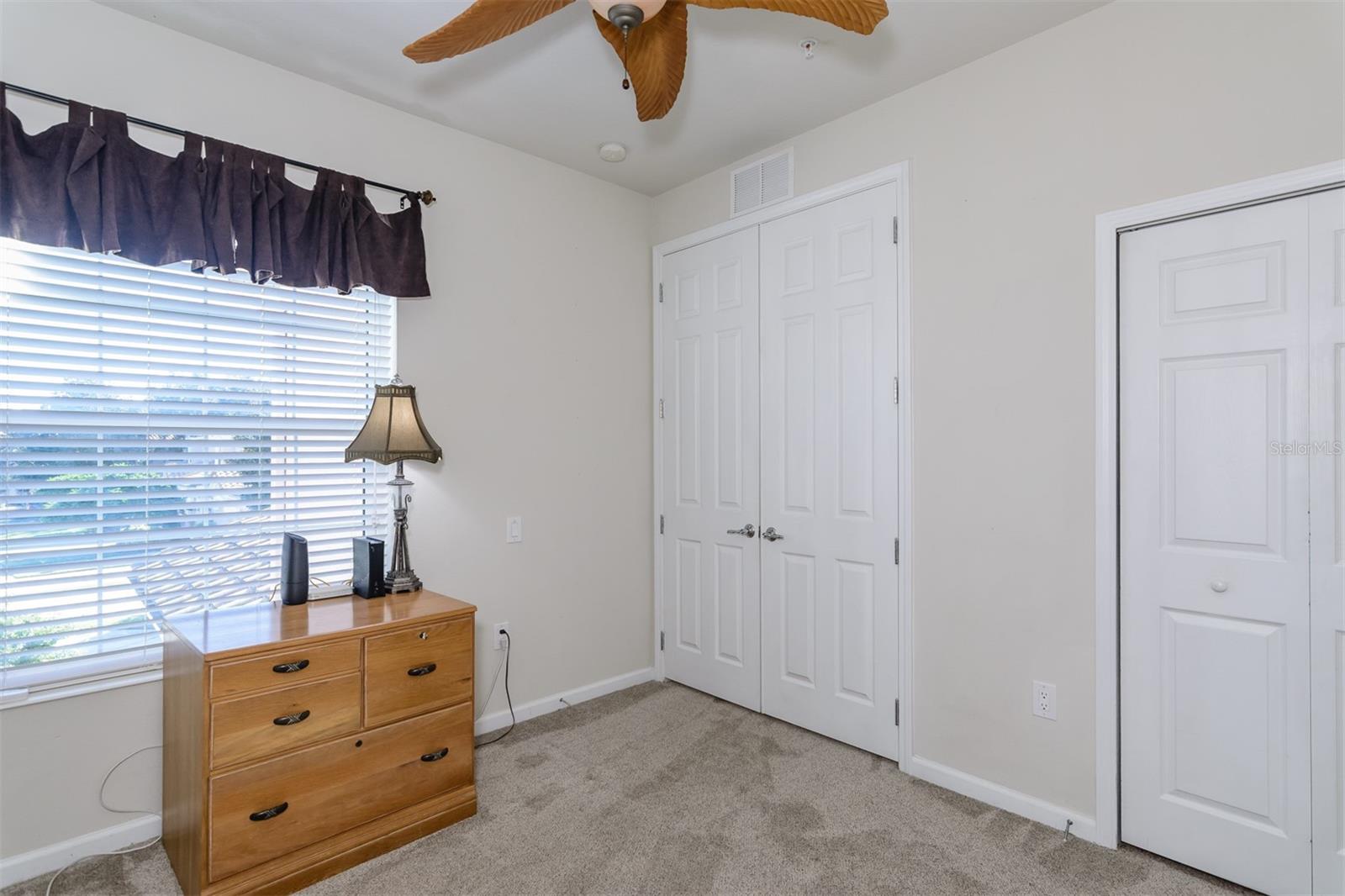 COACHMAN RESERVE CONDO - Residential