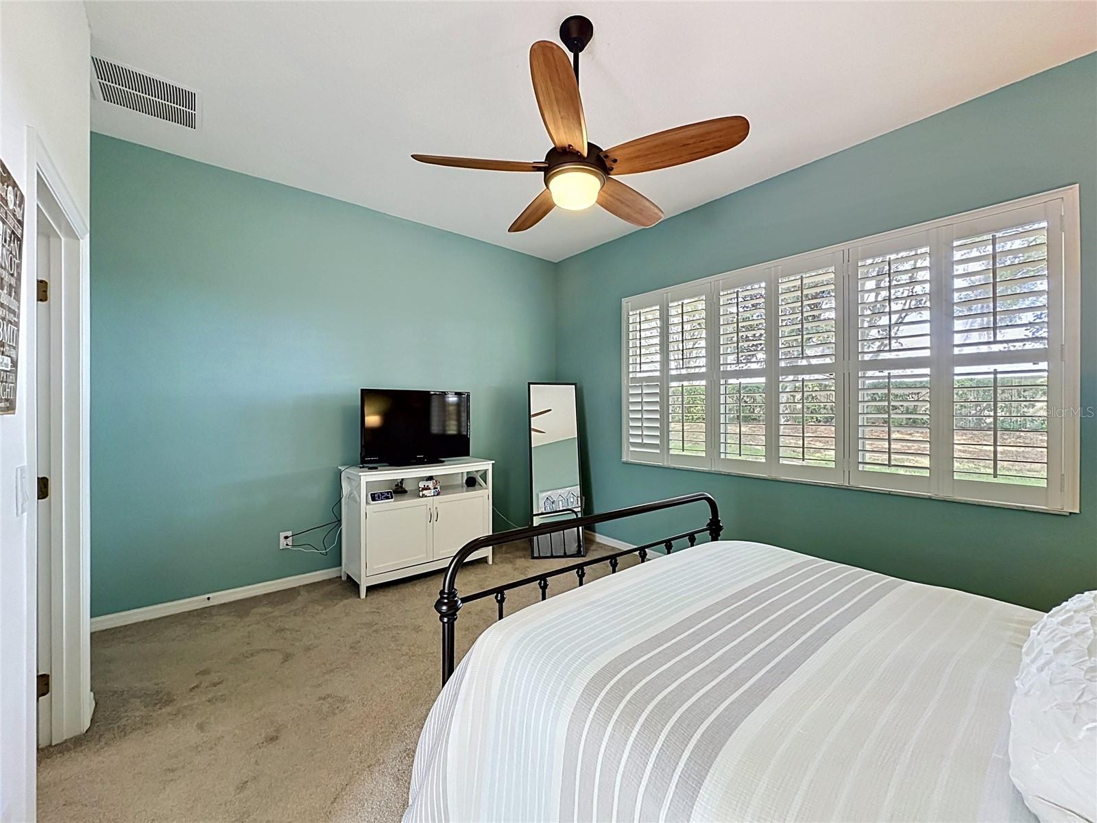 CASCADES OF GROVELAND (TRILOGY) - Residential