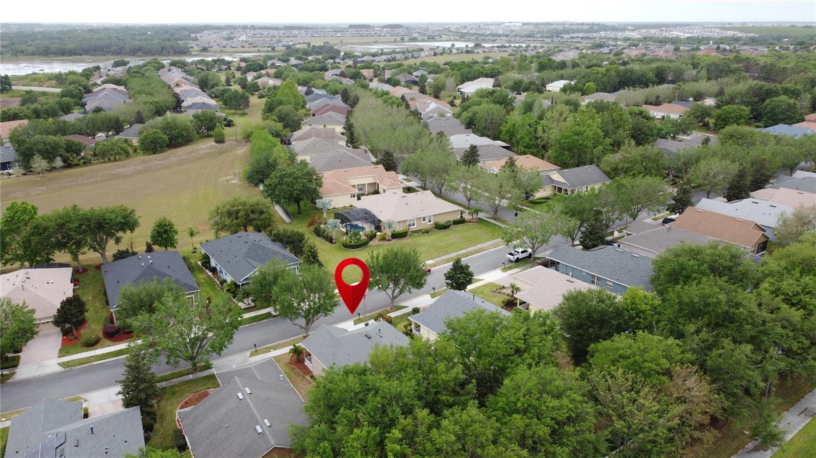 CASCADES OF GROVELAND (TRILOGY) - Residential