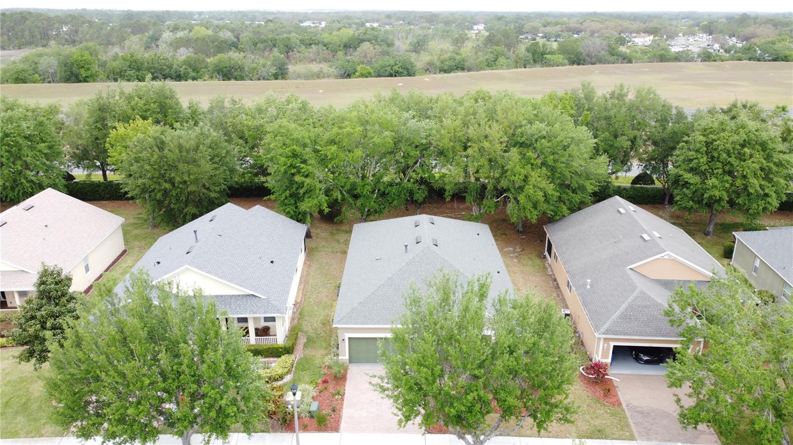CASCADES OF GROVELAND (TRILOGY) - Residential