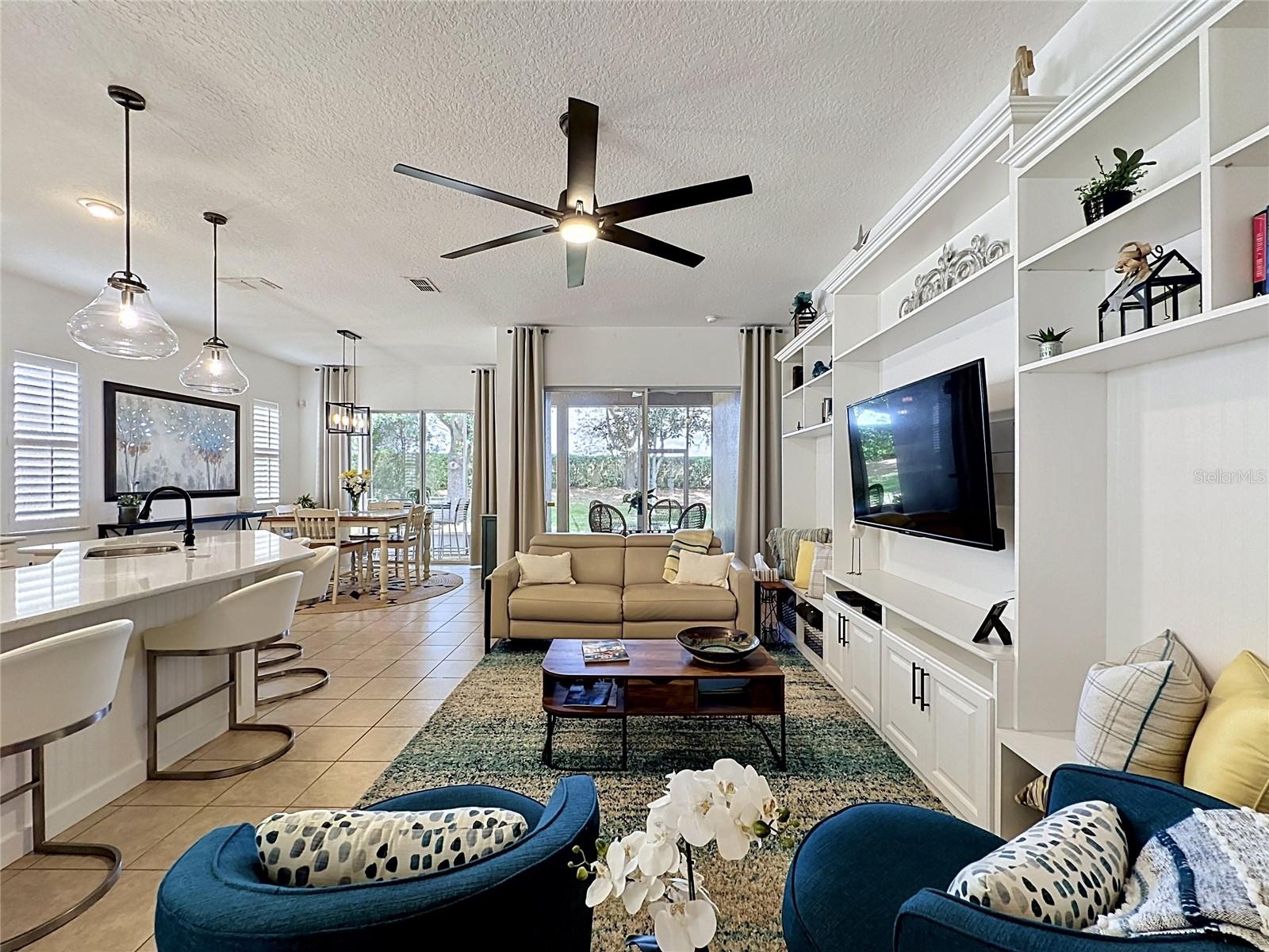 CASCADES OF GROVELAND (TRILOGY) - Residential