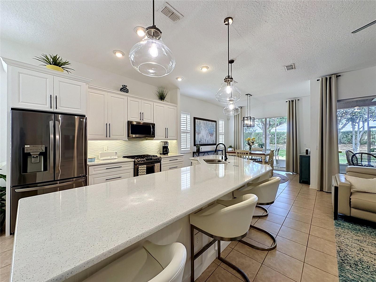 CASCADES OF GROVELAND (TRILOGY) - Residential