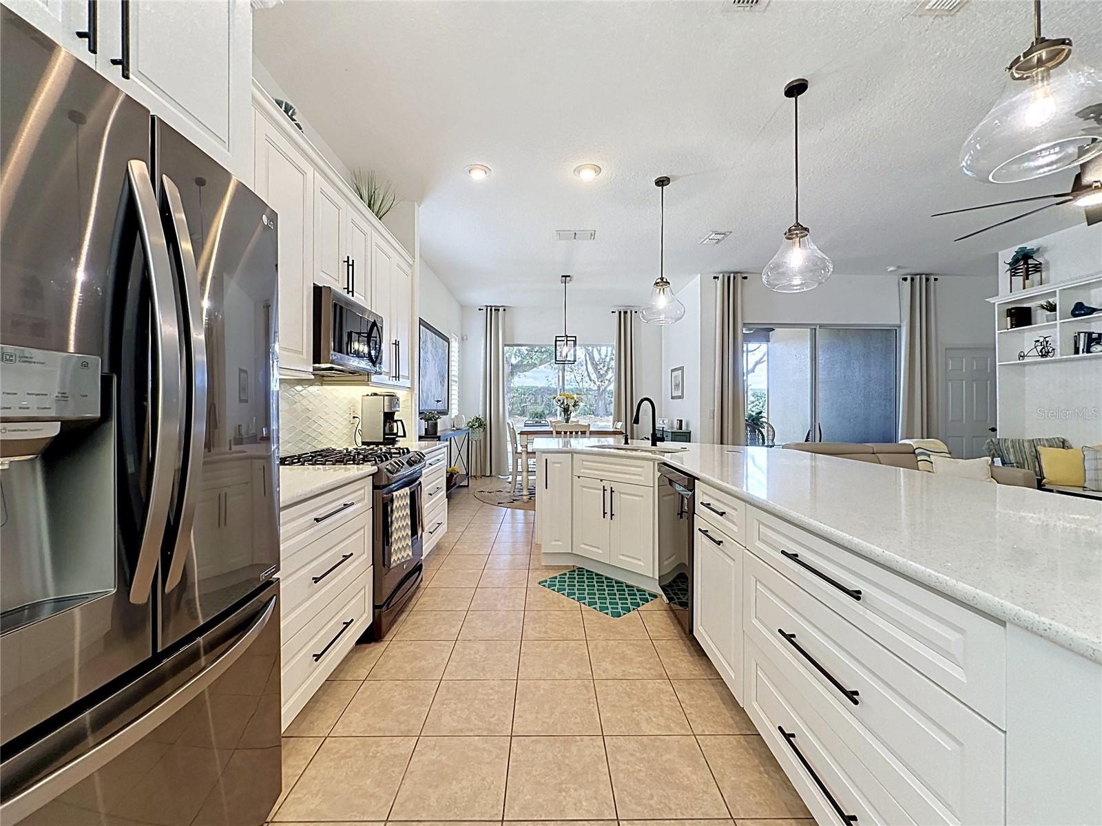 CASCADES OF GROVELAND (TRILOGY) - Residential