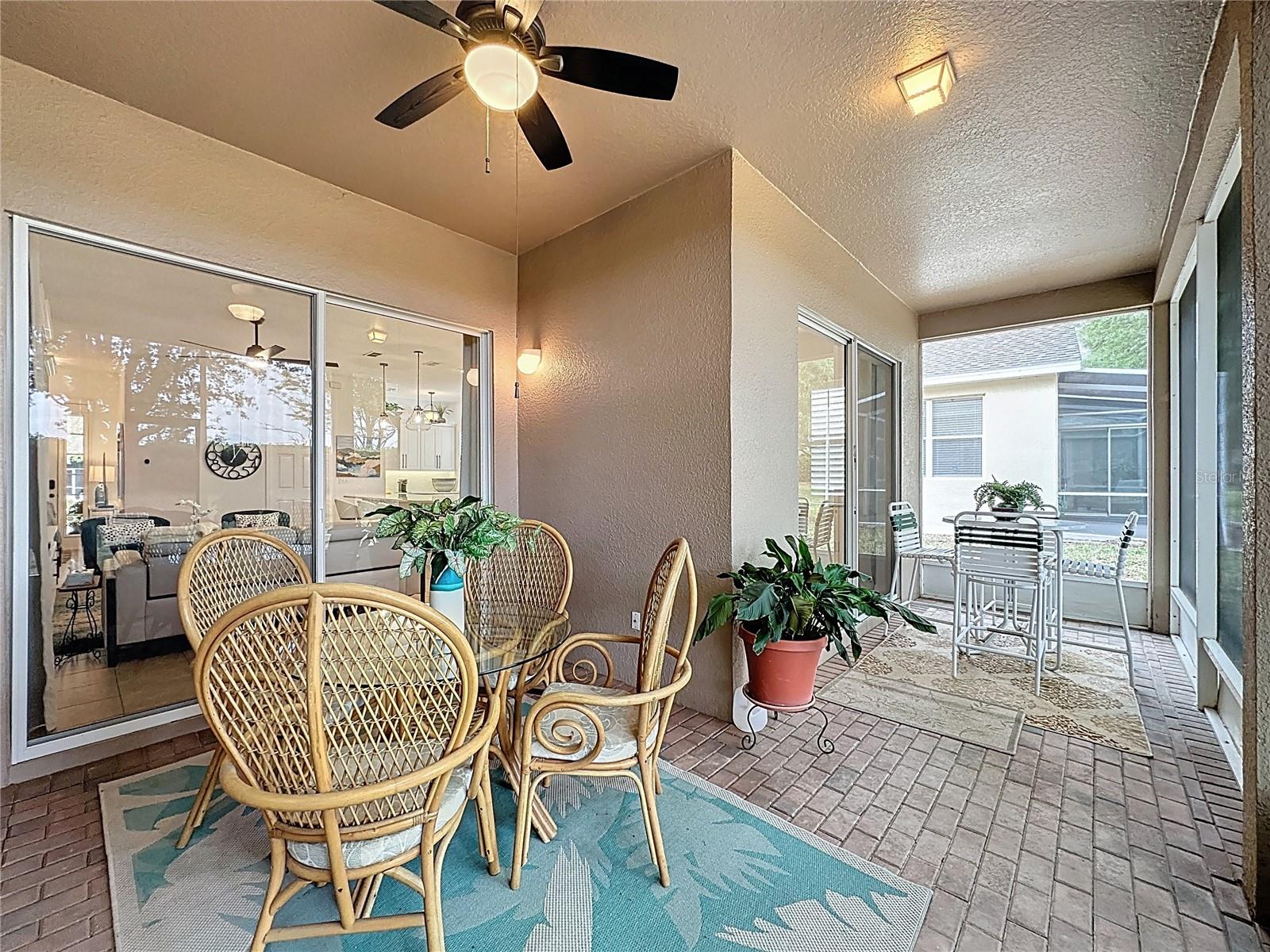 CASCADES OF GROVELAND (TRILOGY) - Residential