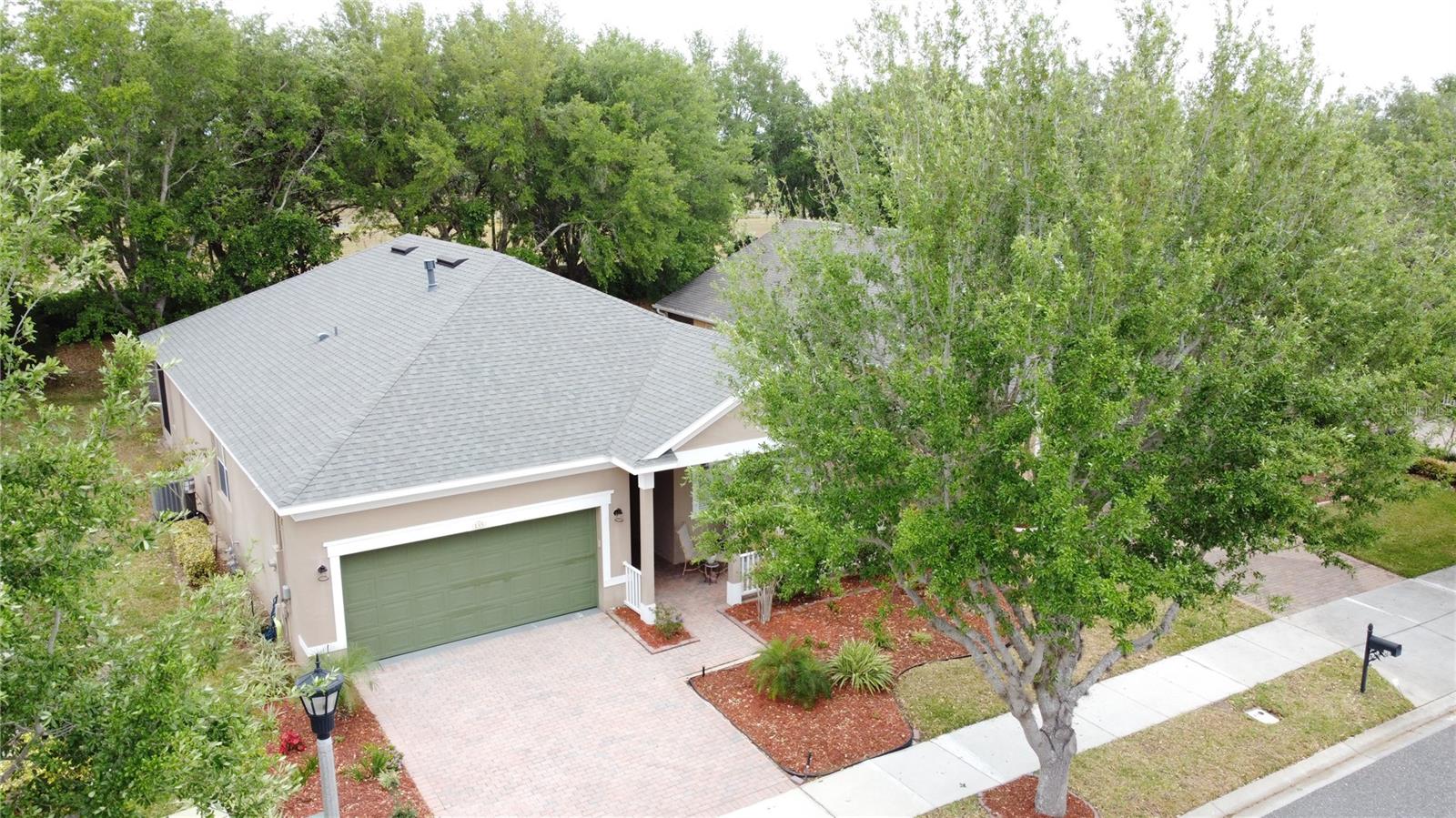 CASCADES OF GROVELAND (TRILOGY) - Residential