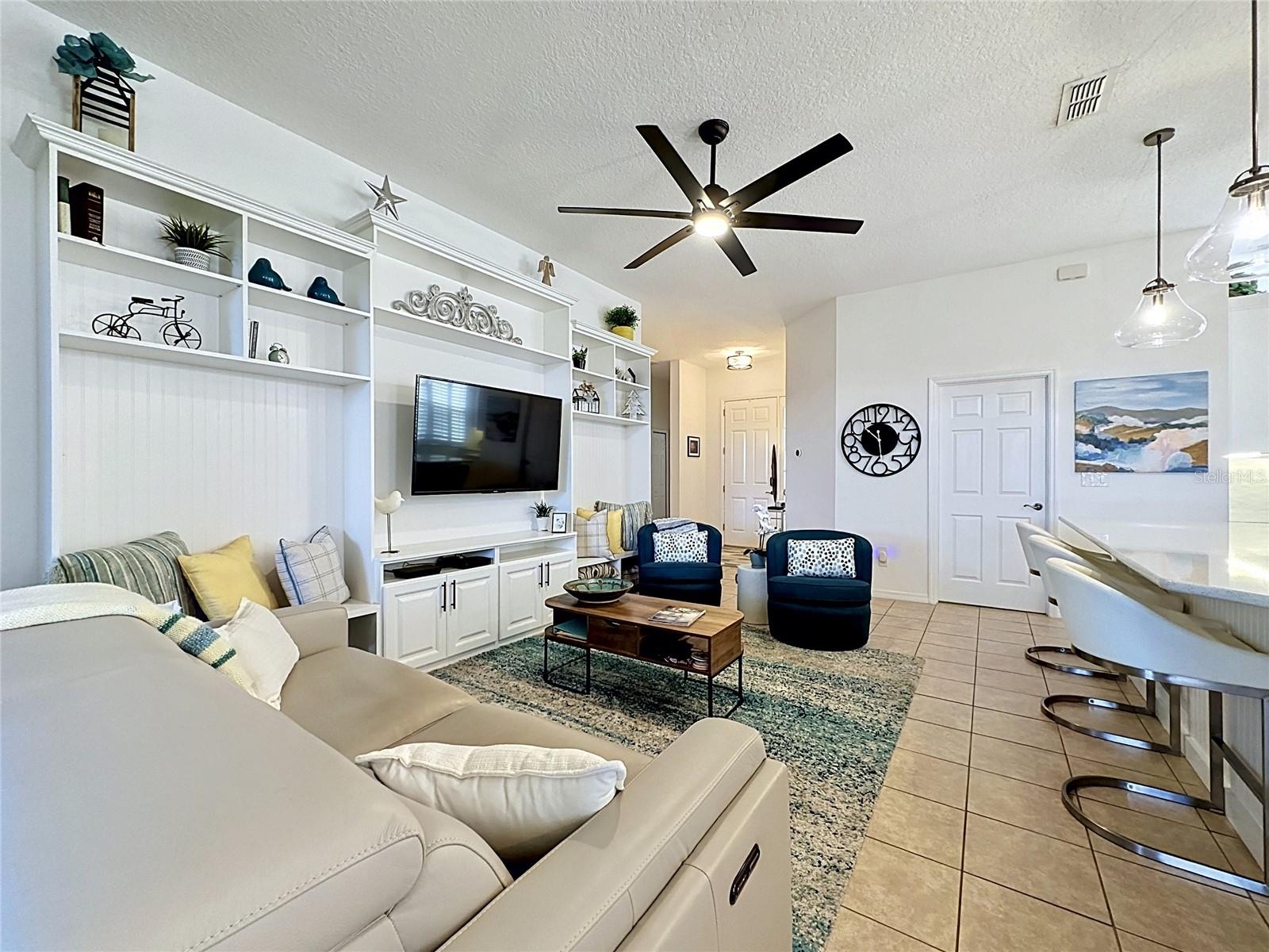CASCADES OF GROVELAND (TRILOGY) - Residential