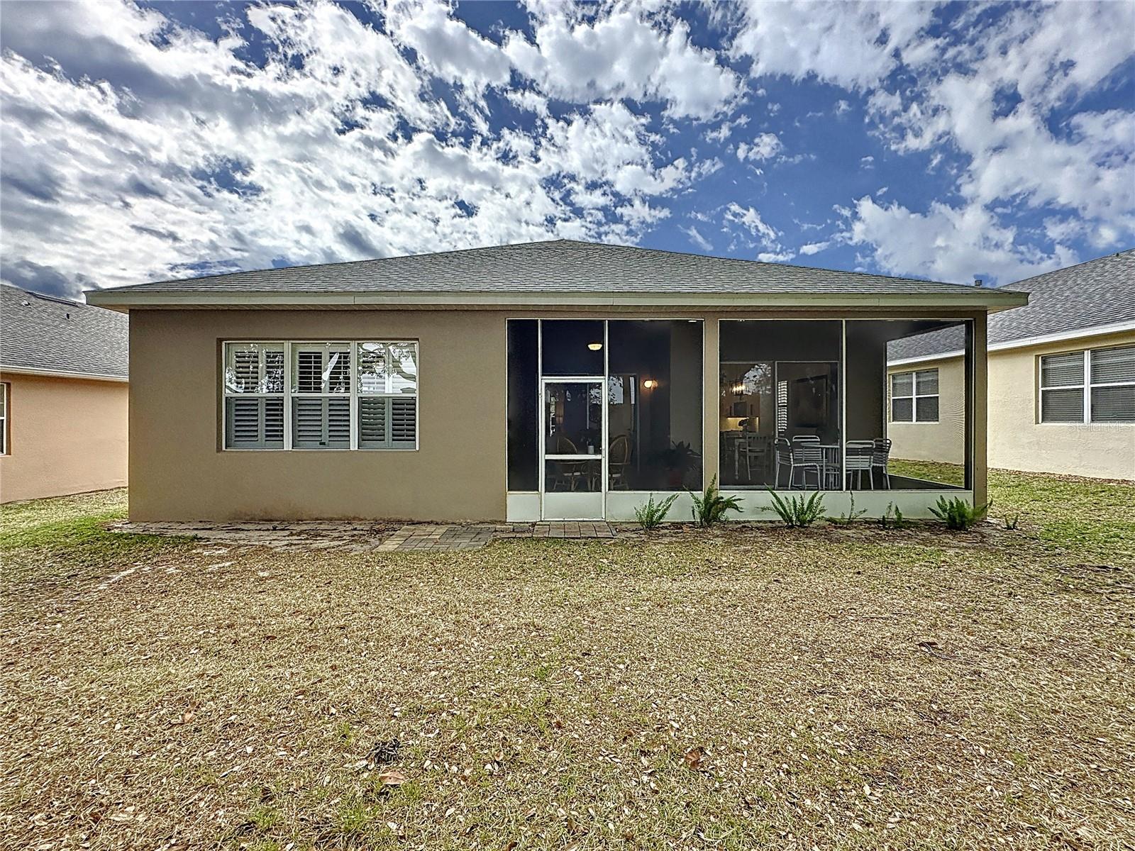 CASCADES OF GROVELAND (TRILOGY) - Residential