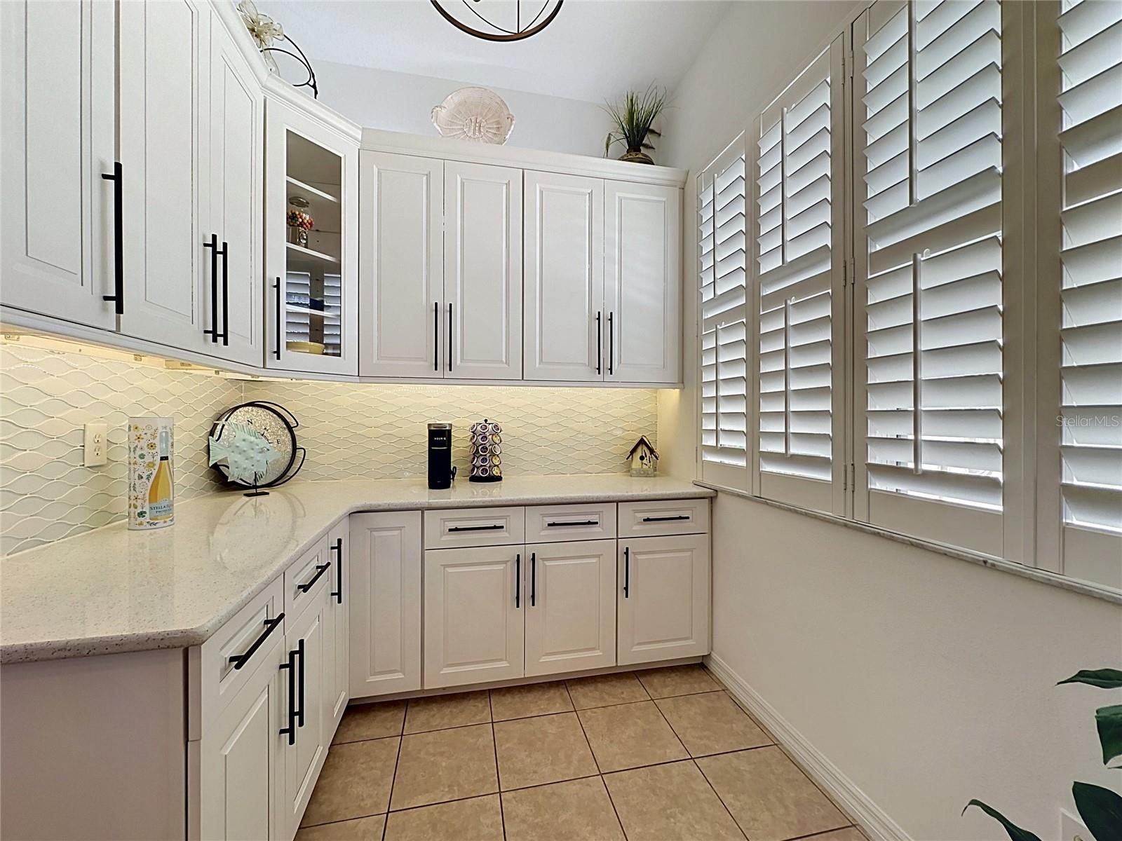 CASCADES OF GROVELAND (TRILOGY) - Residential