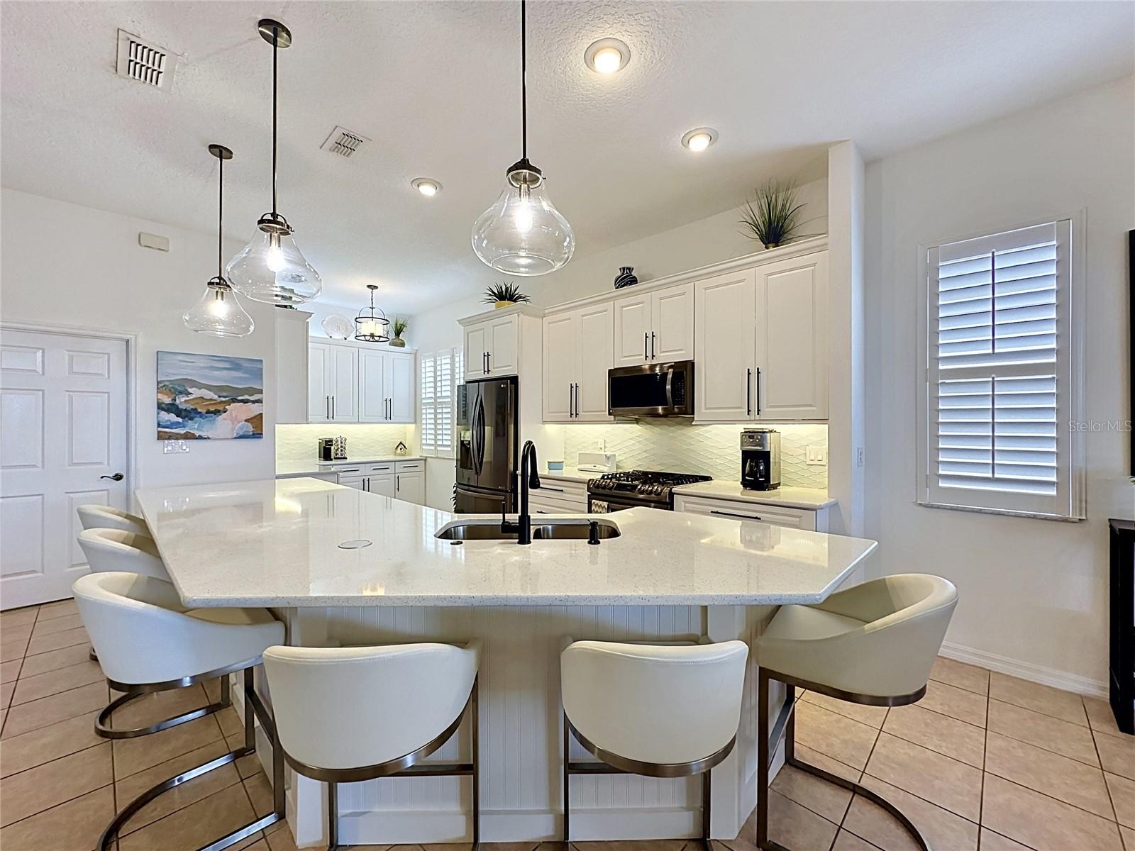 CASCADES OF GROVELAND (TRILOGY) - Residential