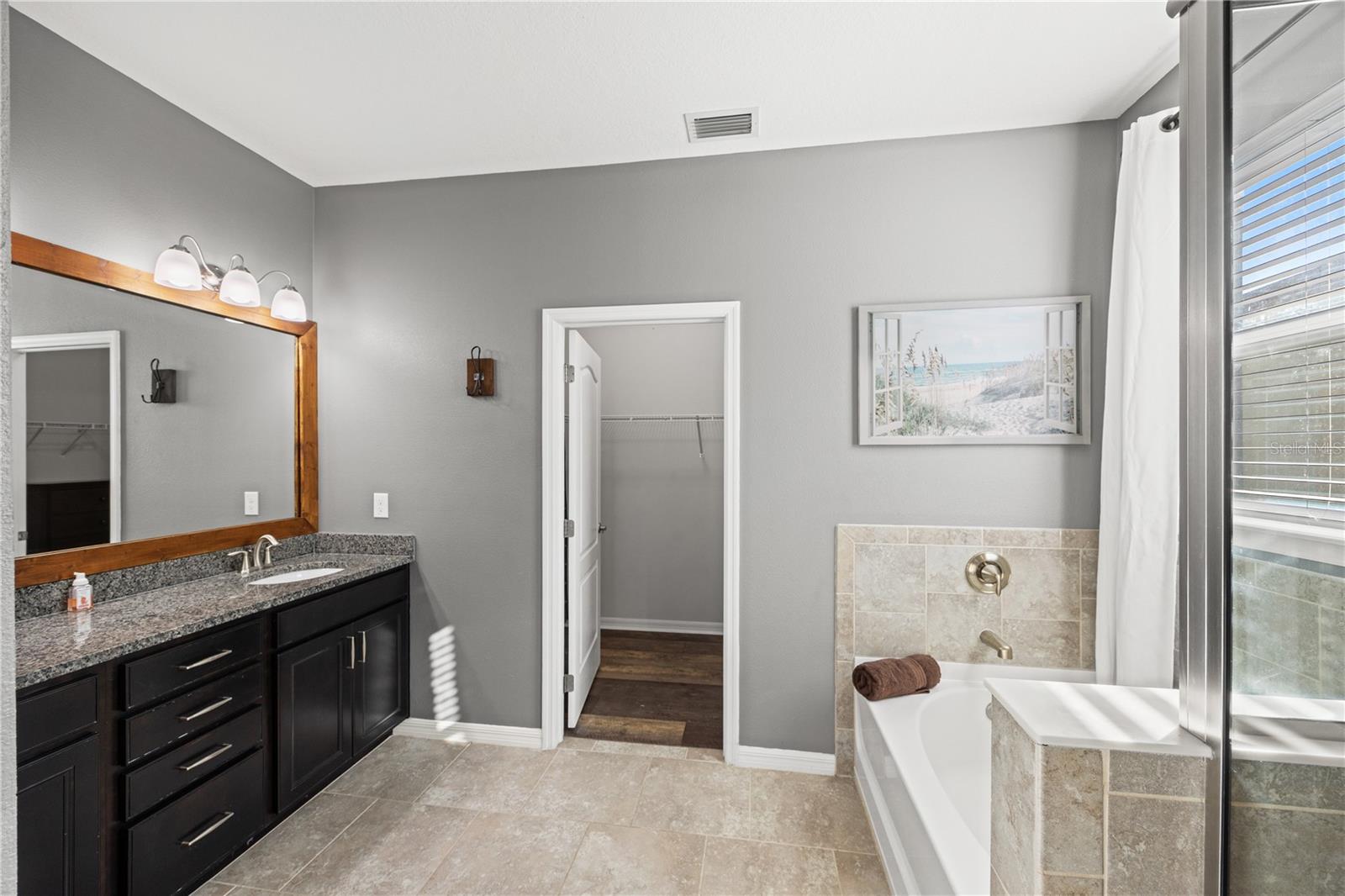 FAIRWAYS/BENT TREE - Residential