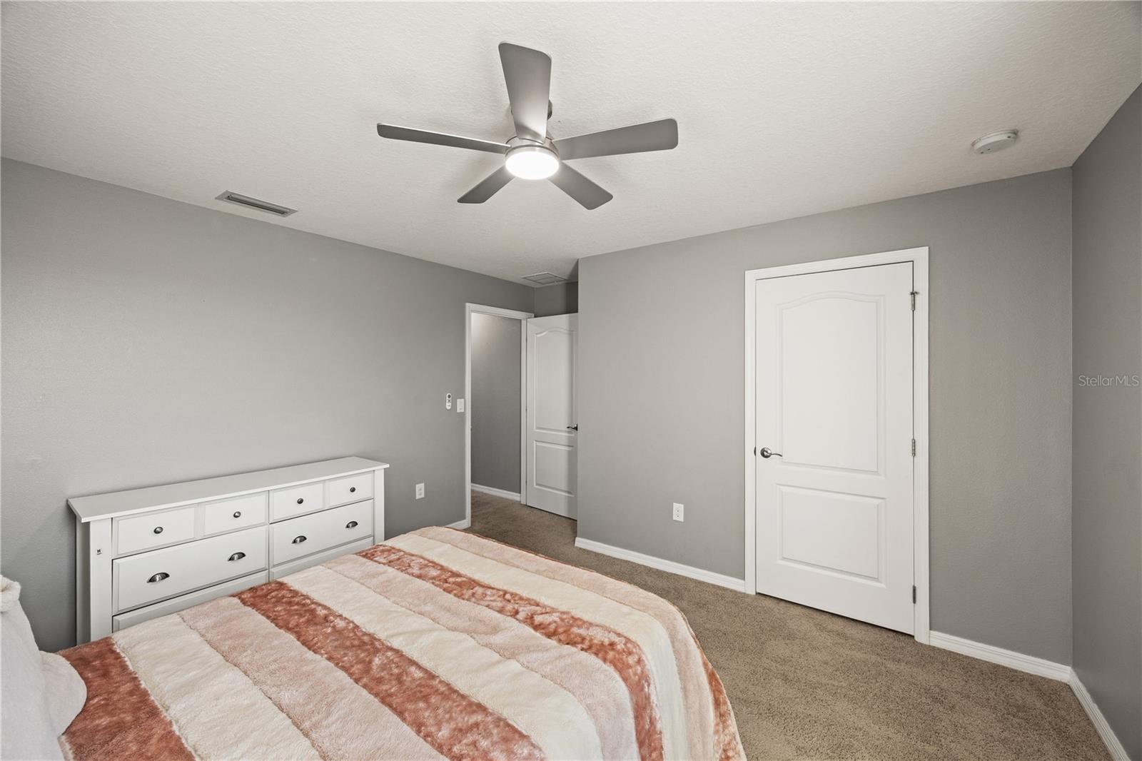 FAIRWAYS/BENT TREE - Residential