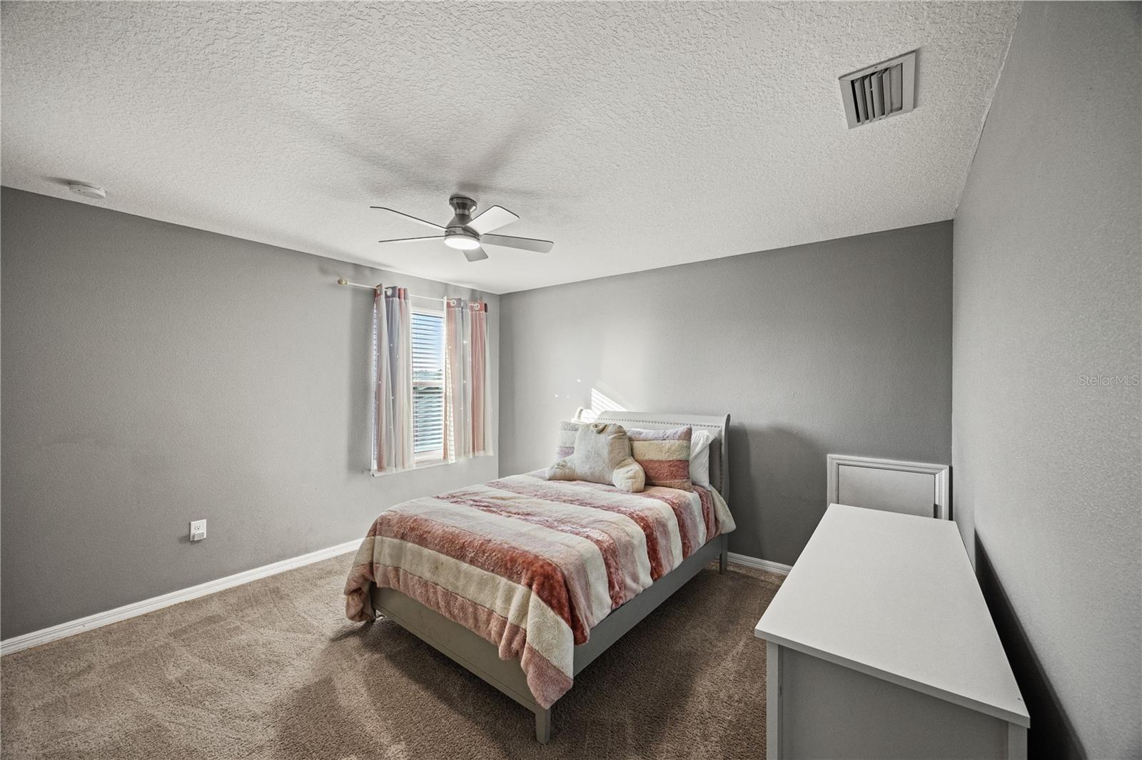 FAIRWAYS/BENT TREE - Residential