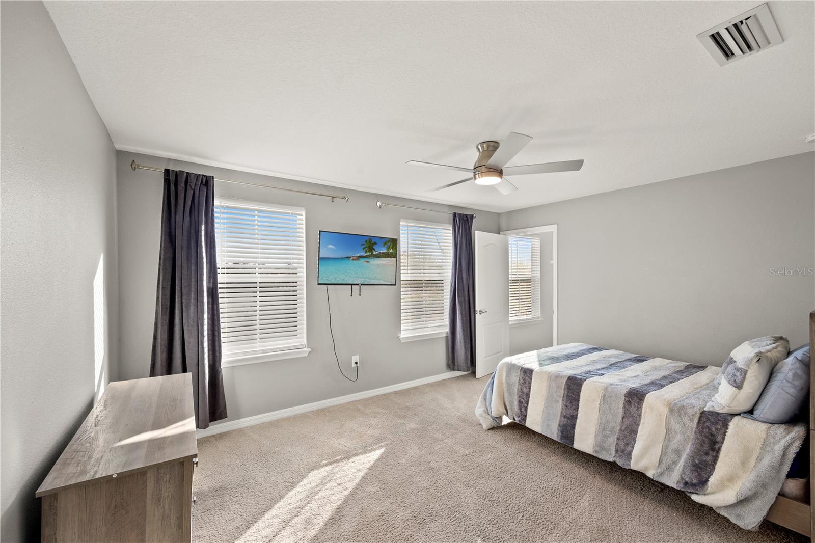 FAIRWAYS/BENT TREE - Residential