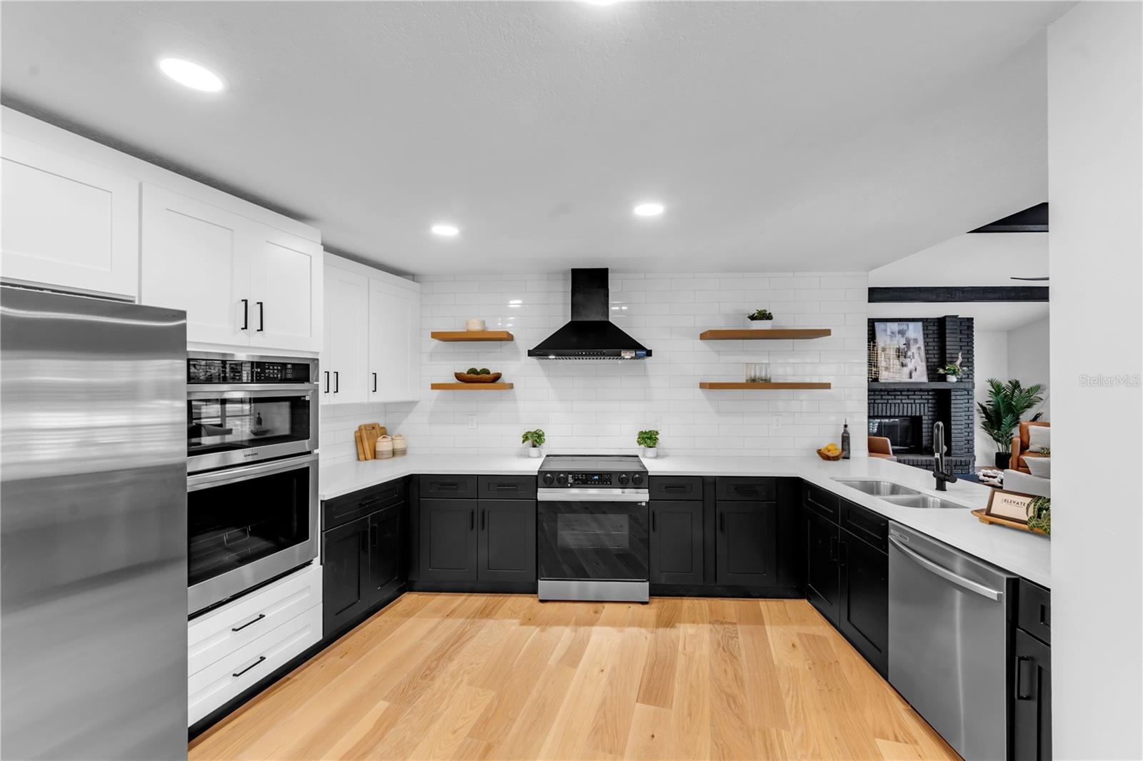 ESTATES AT COBBS LANDING THE PH II - Residential