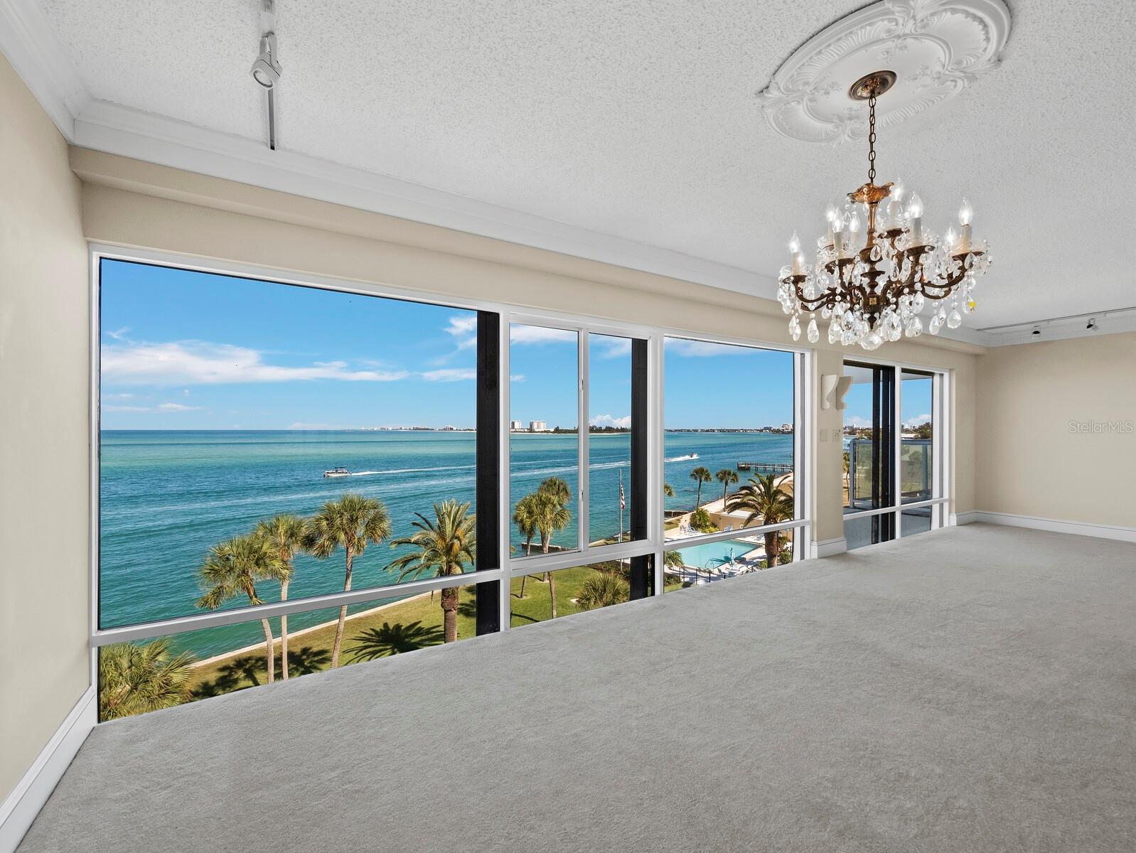 WINDWARD PASSAGE - Residential