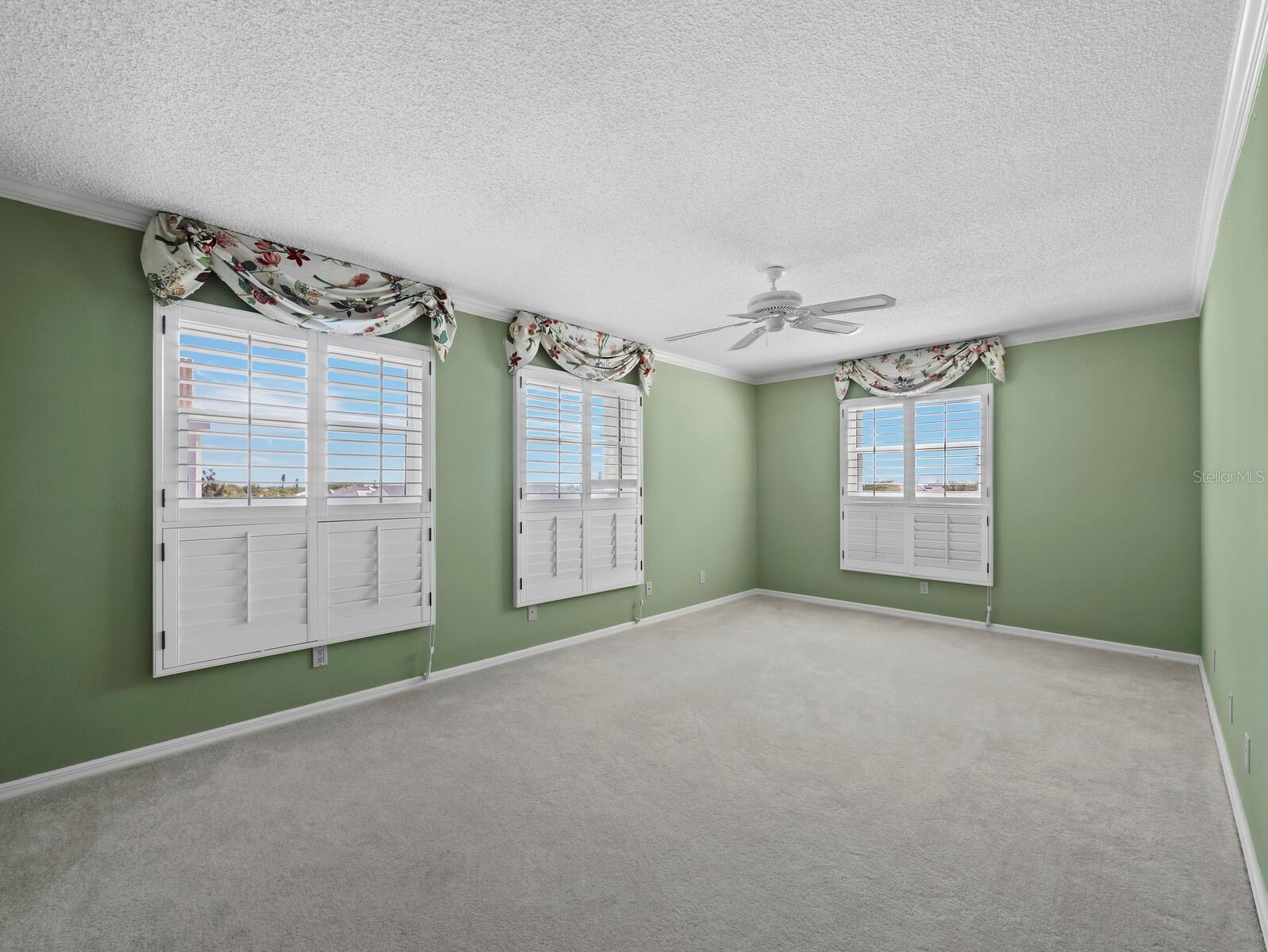 WINDWARD PASSAGE - Residential