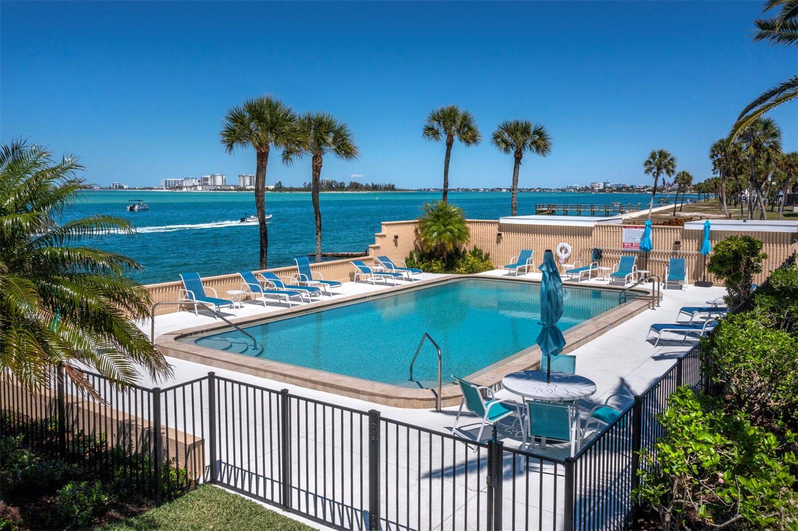 WINDWARD PASSAGE - Residential