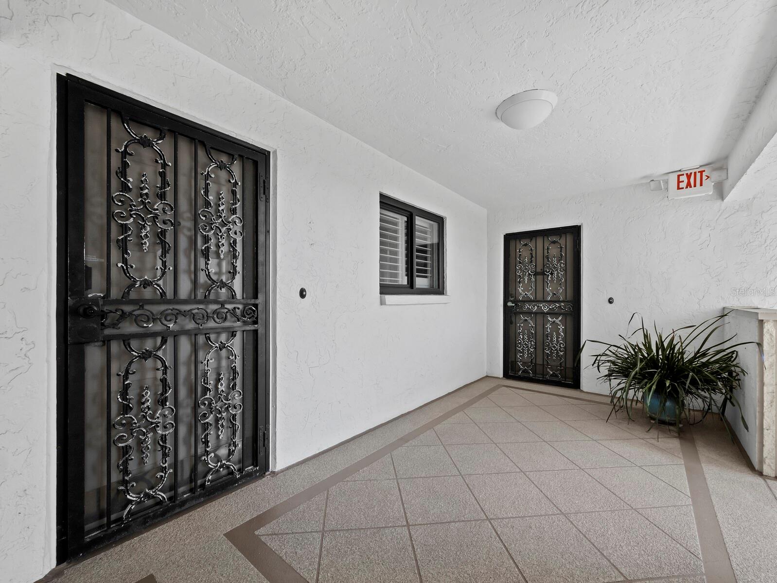 WINDWARD PASSAGE - Residential