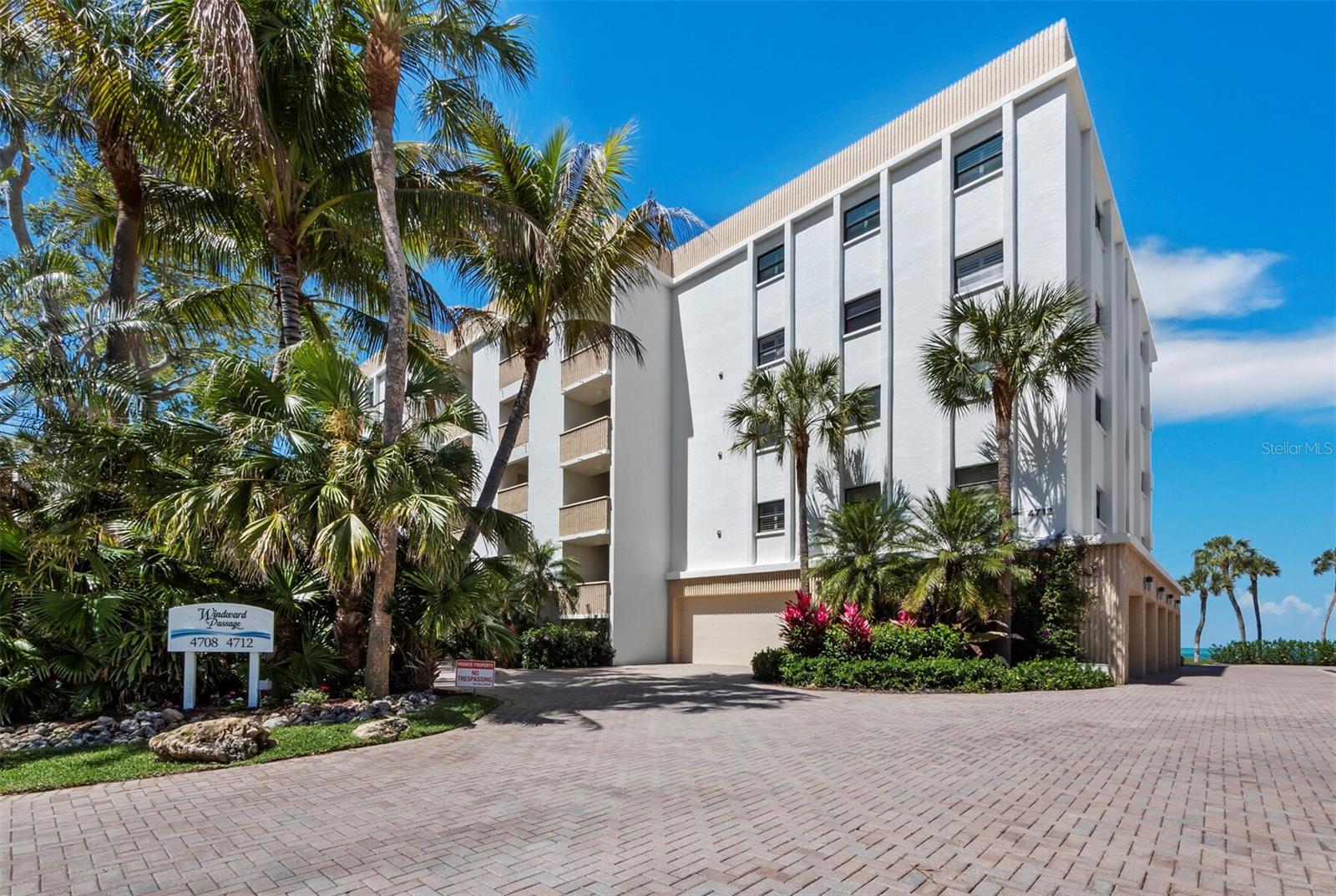 WINDWARD PASSAGE - Residential