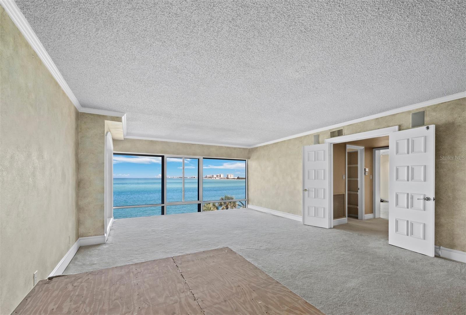 WINDWARD PASSAGE - Residential