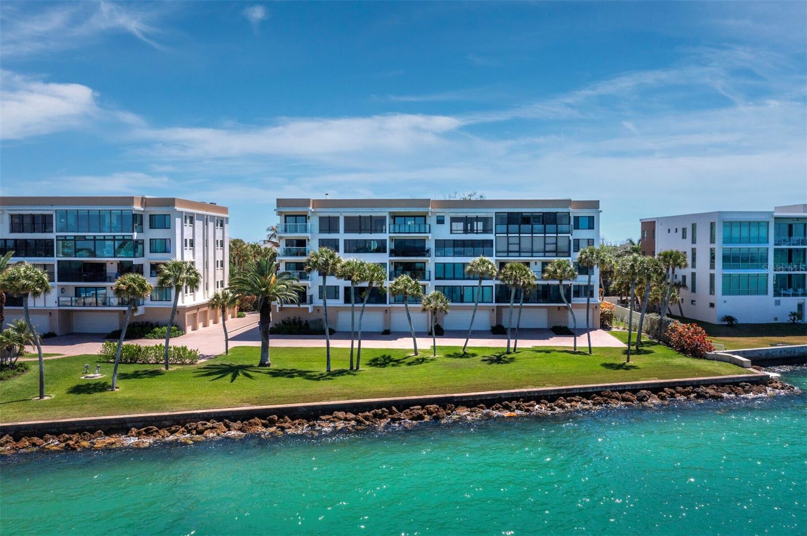 WINDWARD PASSAGE - Residential