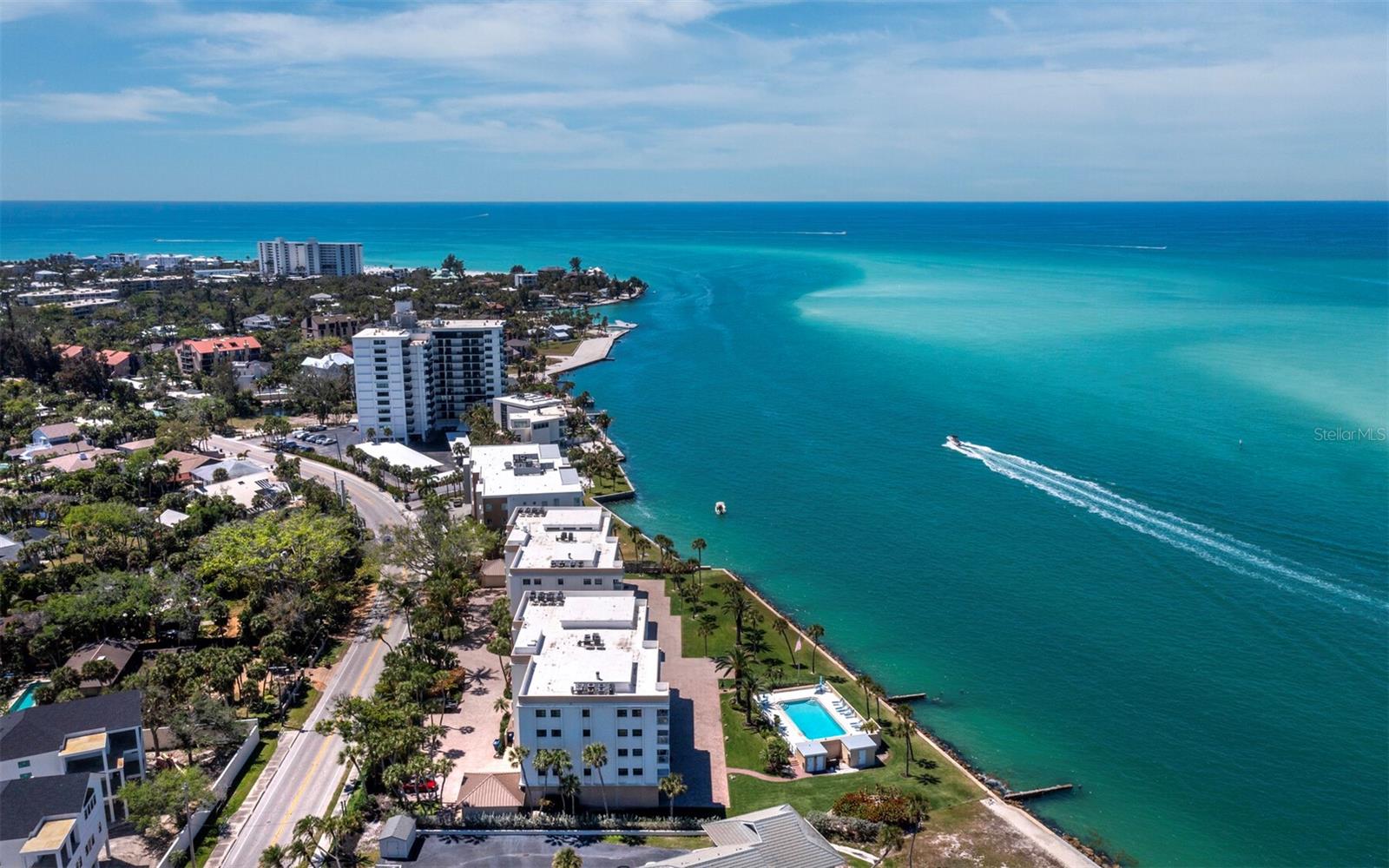 WINDWARD PASSAGE - Residential