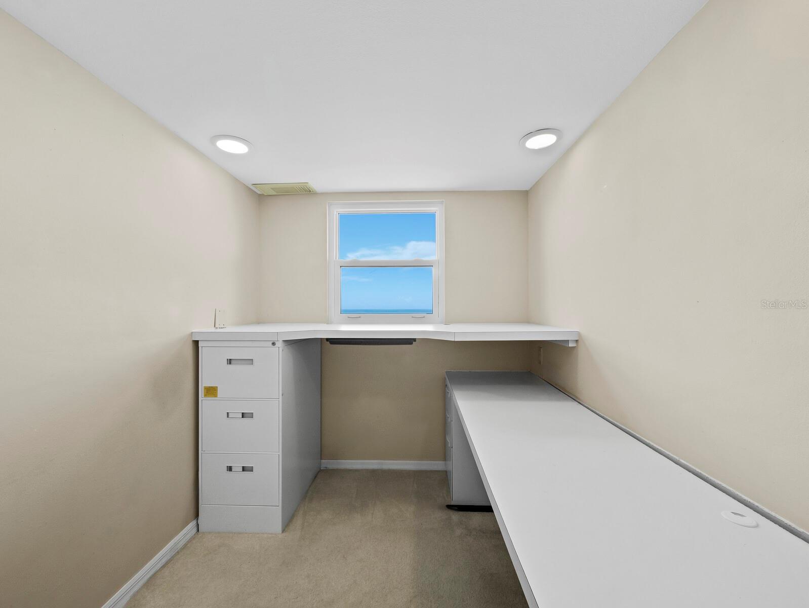 WINDWARD PASSAGE - Residential