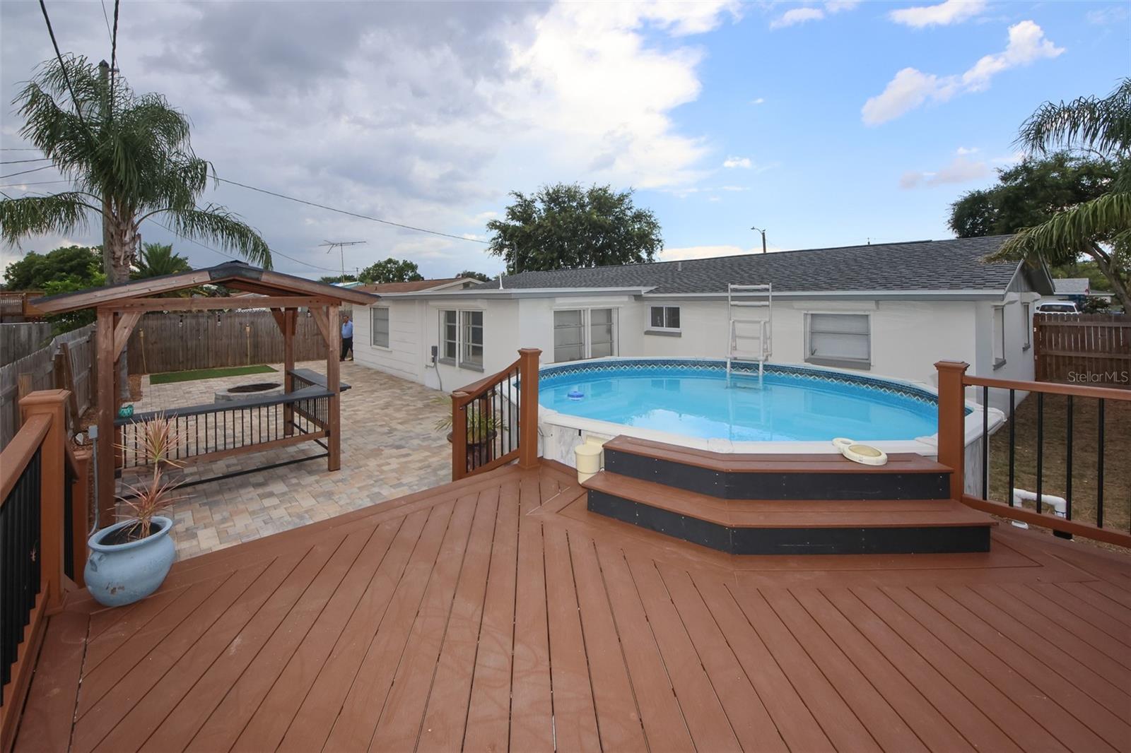 1206 TAMARAC DRIVE