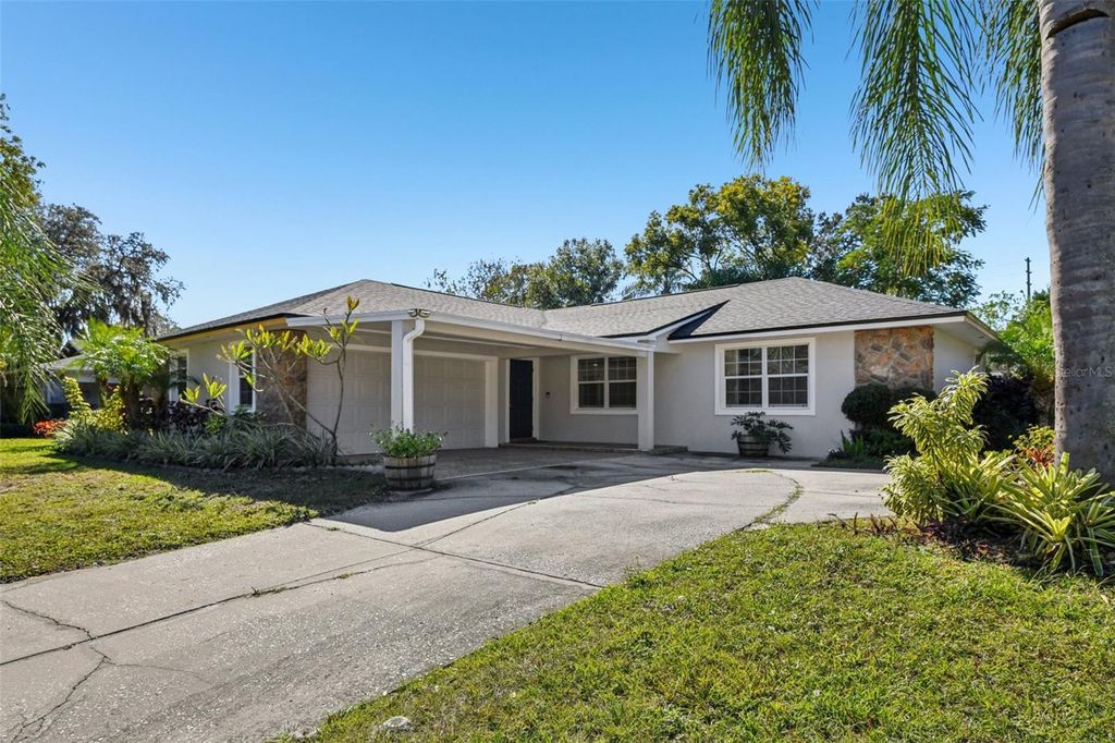Photo of 3236 Knottypine Avenue, Winter Park, FL 32792 (MLS # O6364200)