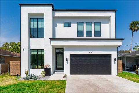 Photo of 705 W Amelia Avenue, Tampa, FL 33602 (MLS # U8251324)