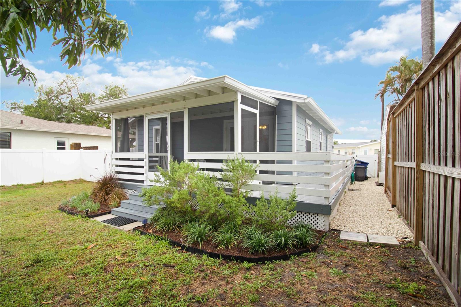 PINEHURST PARK REP OF BLK I - Residential