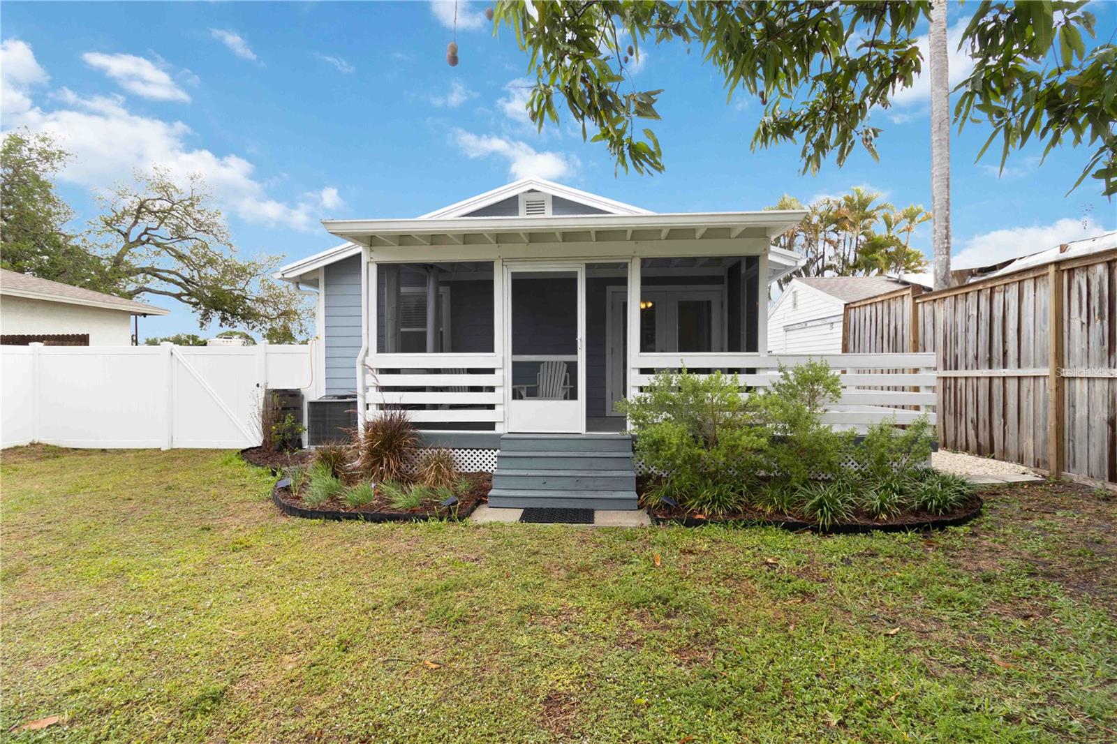 PINEHURST PARK REP OF BLK I - Residential