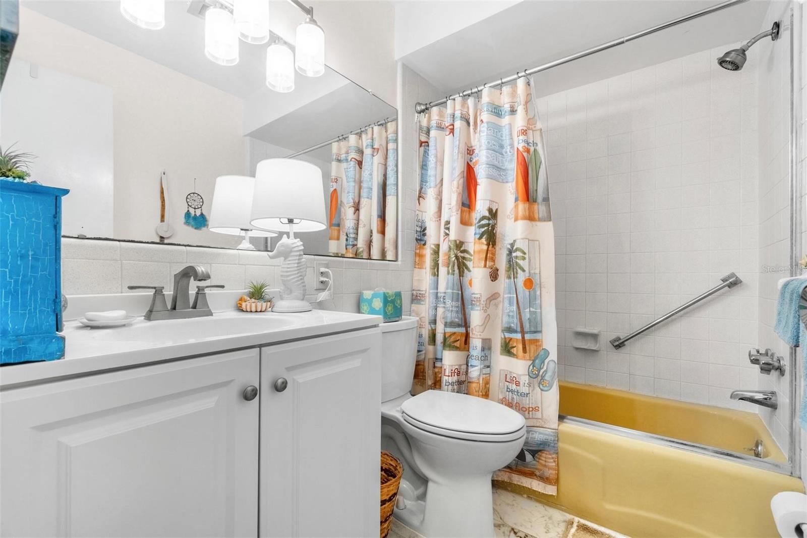 BELLEAIR PALMS TERRACE CONDO 1 - Residential